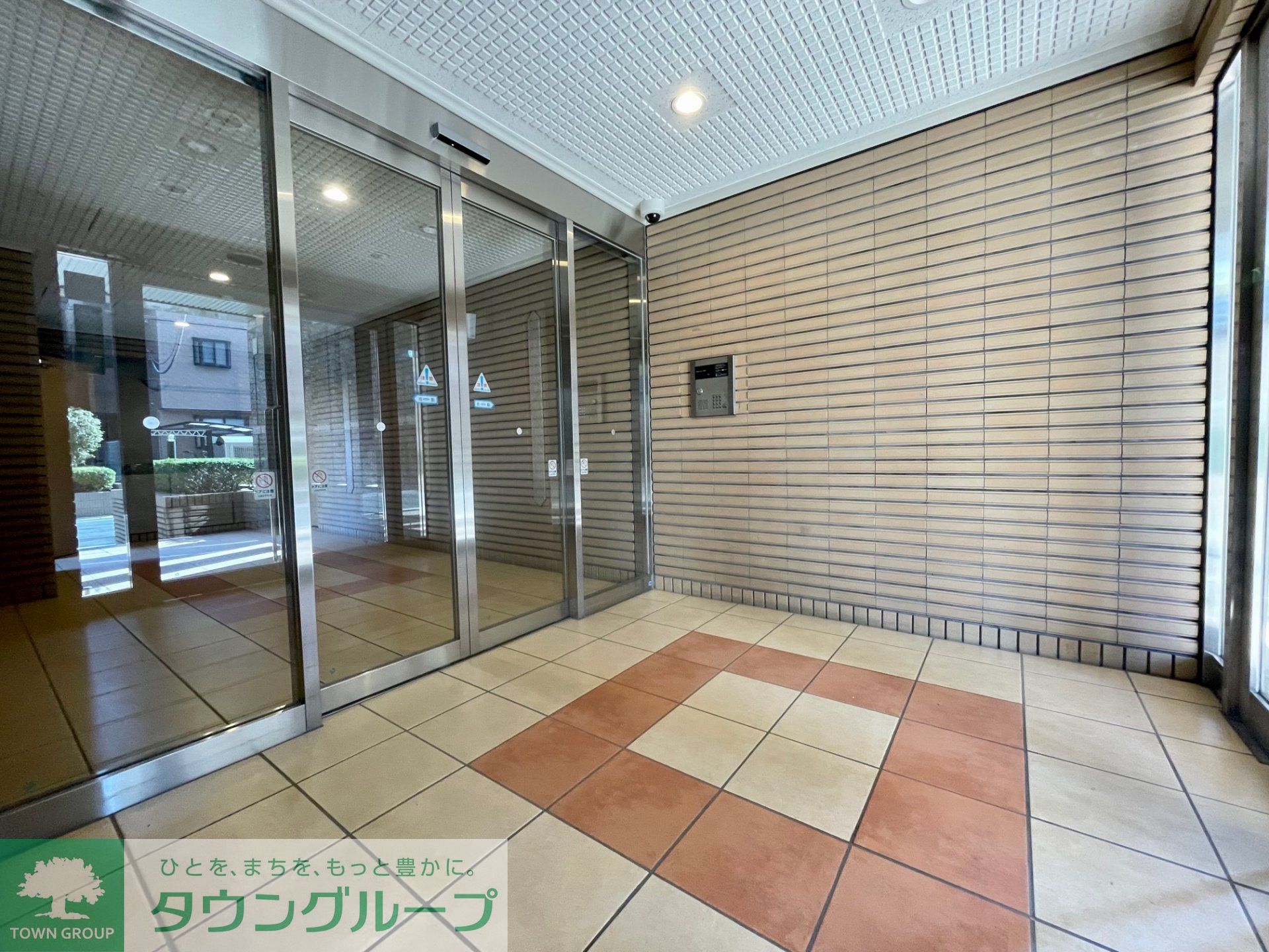 建物エントランス