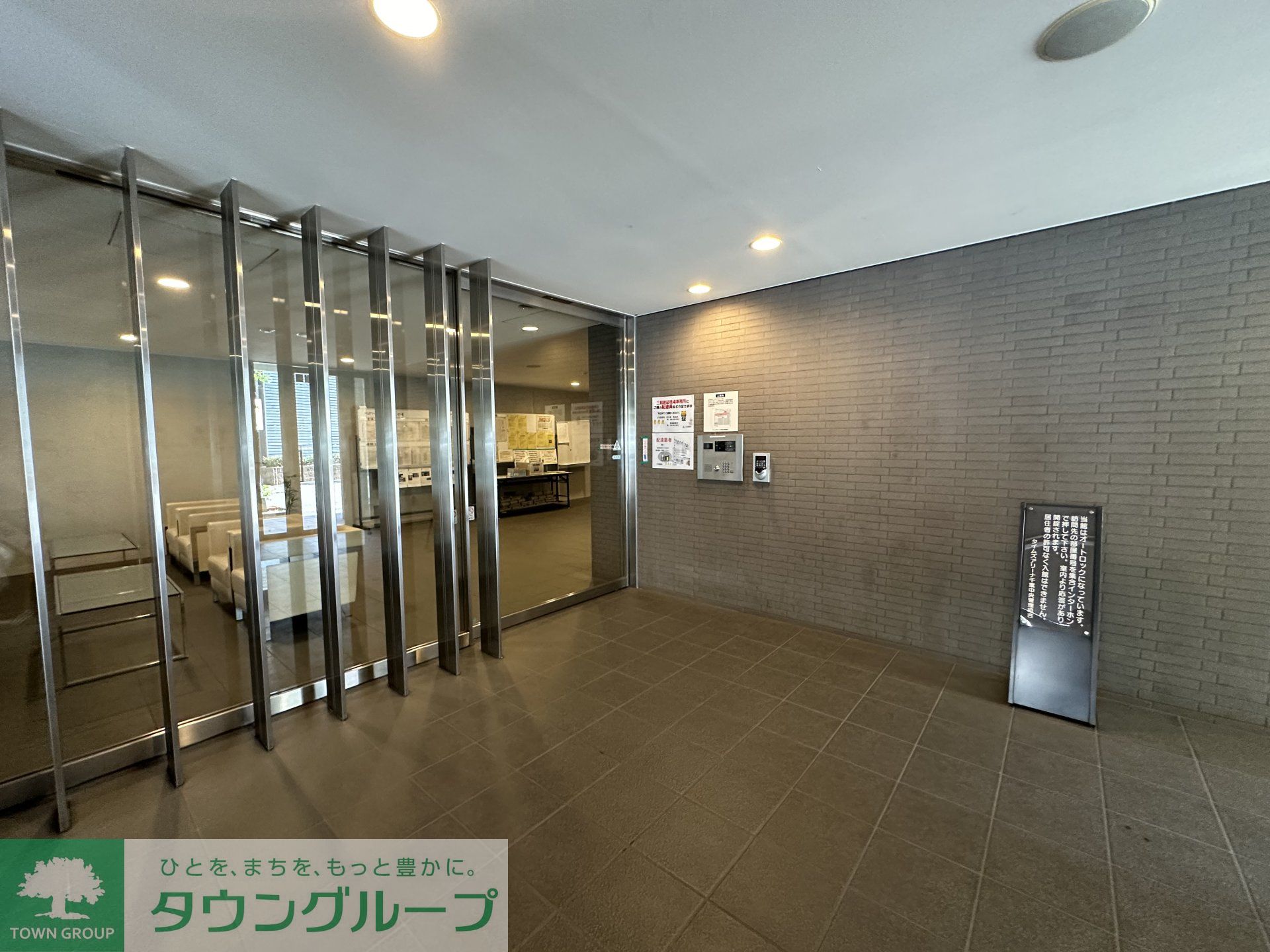 建物エントランス