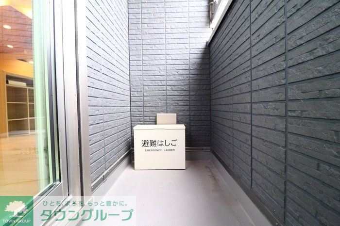 バルコニー