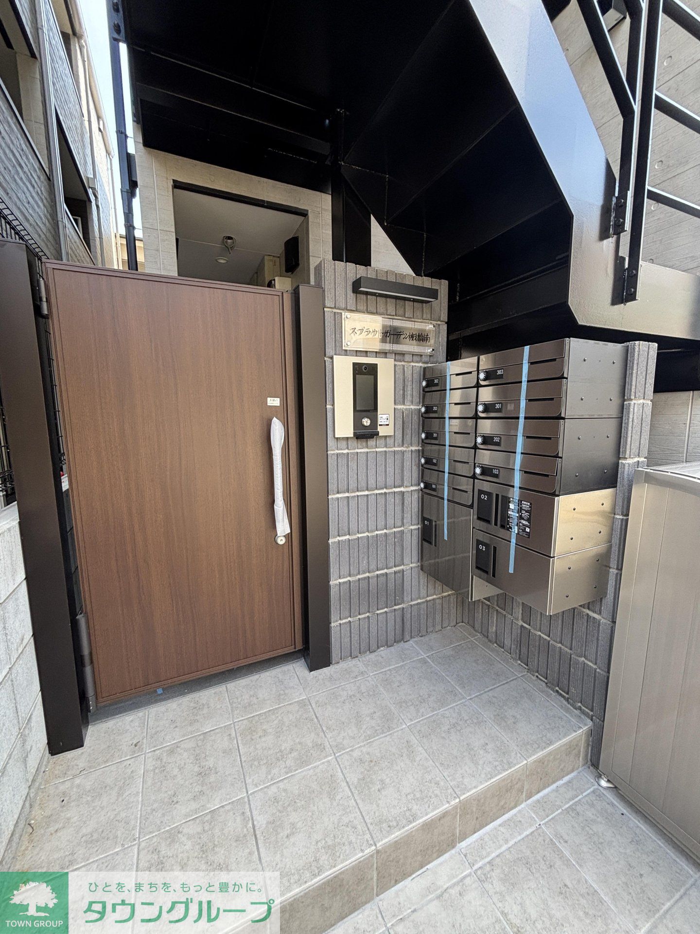 建物エントランス