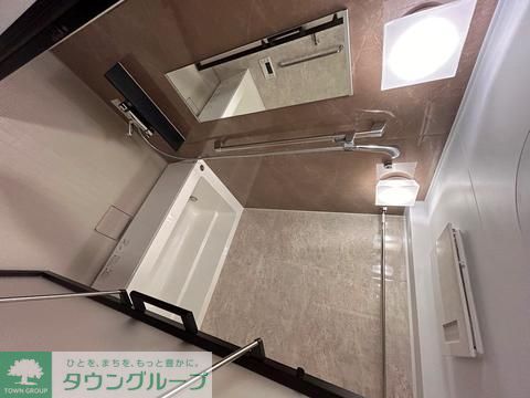 シャワールーム