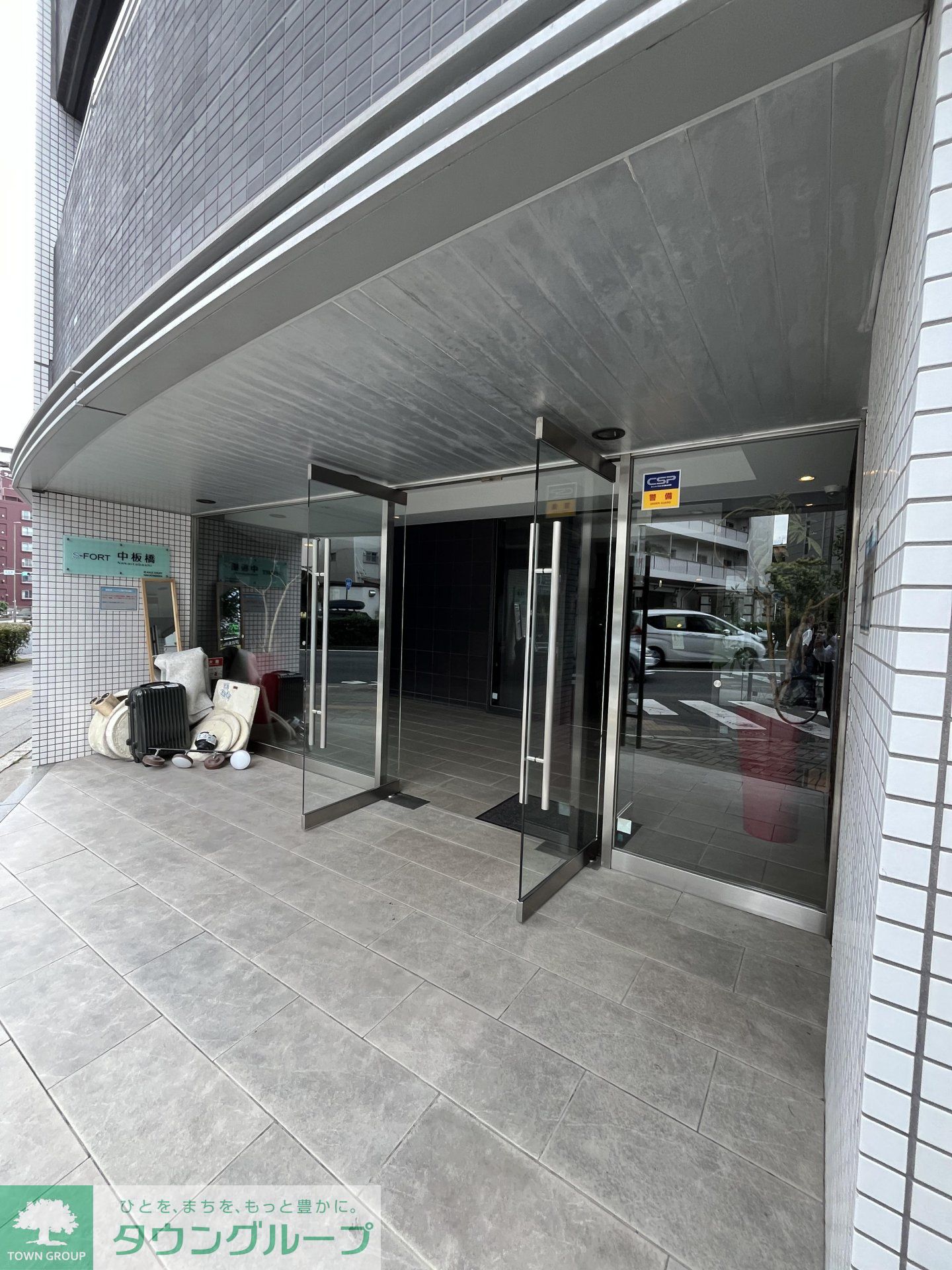 建物エントランス