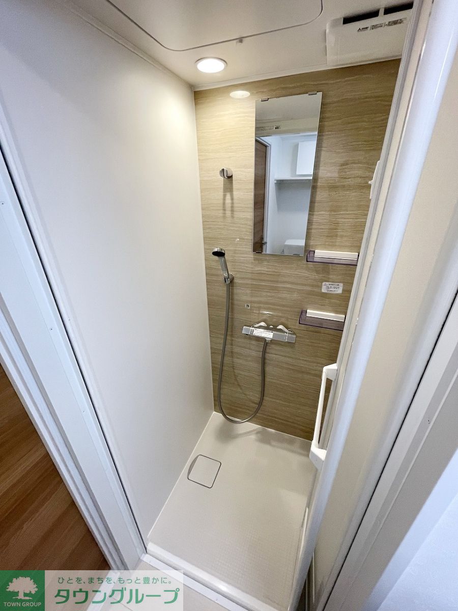 シャワールーム