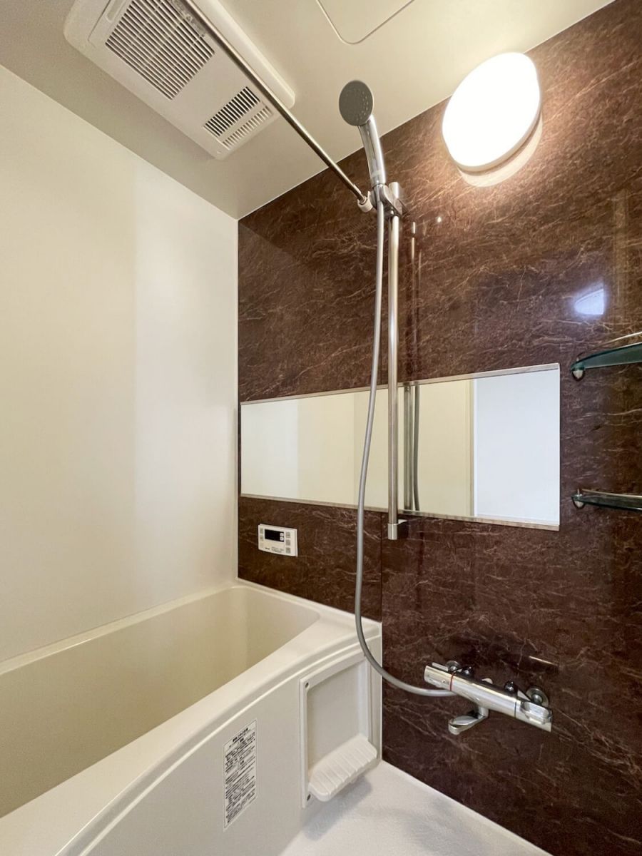 シャワールーム