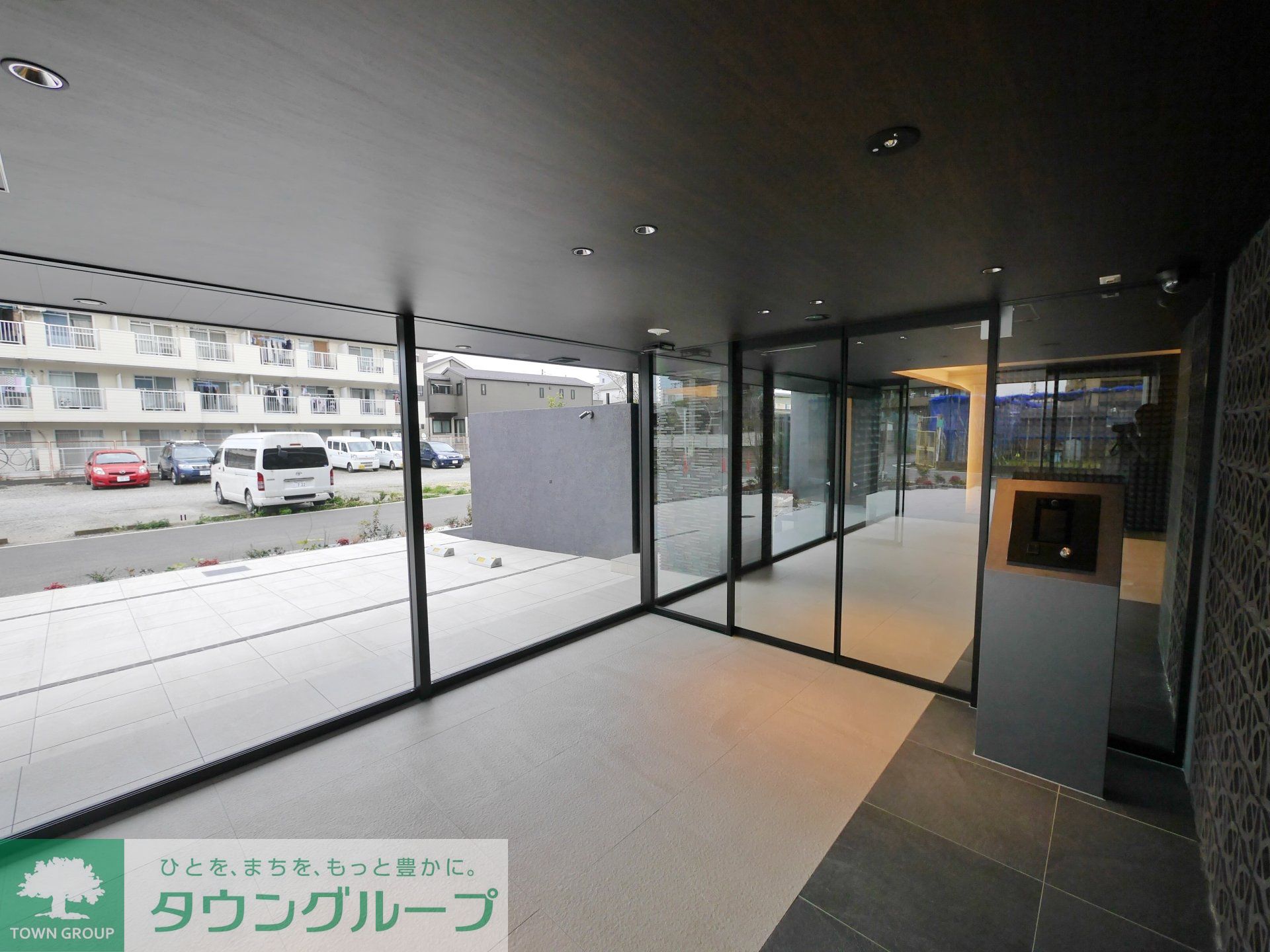 建物エントランス