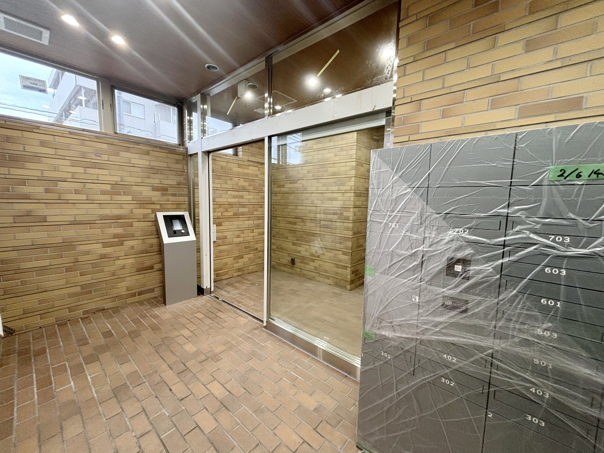 建物エントランス