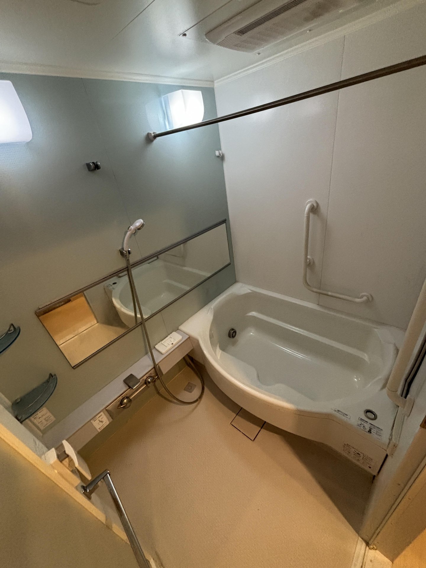 シャワールーム