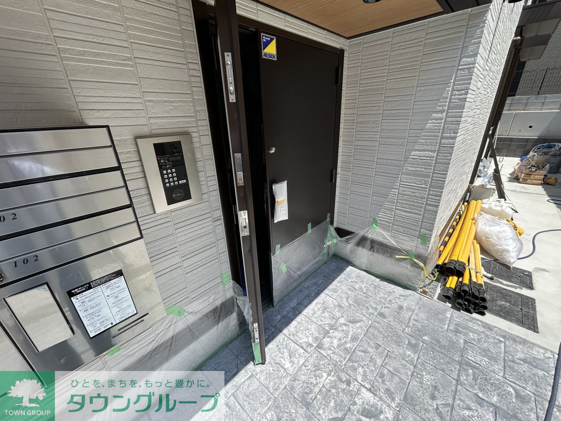 建物エントランス