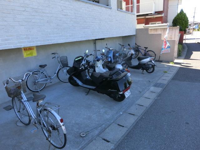 その他