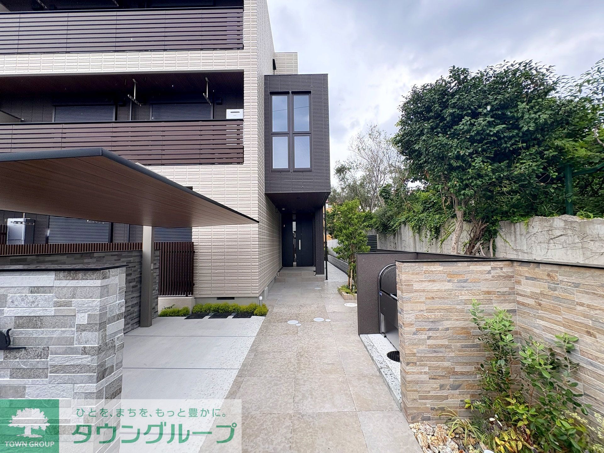 建物エントランス