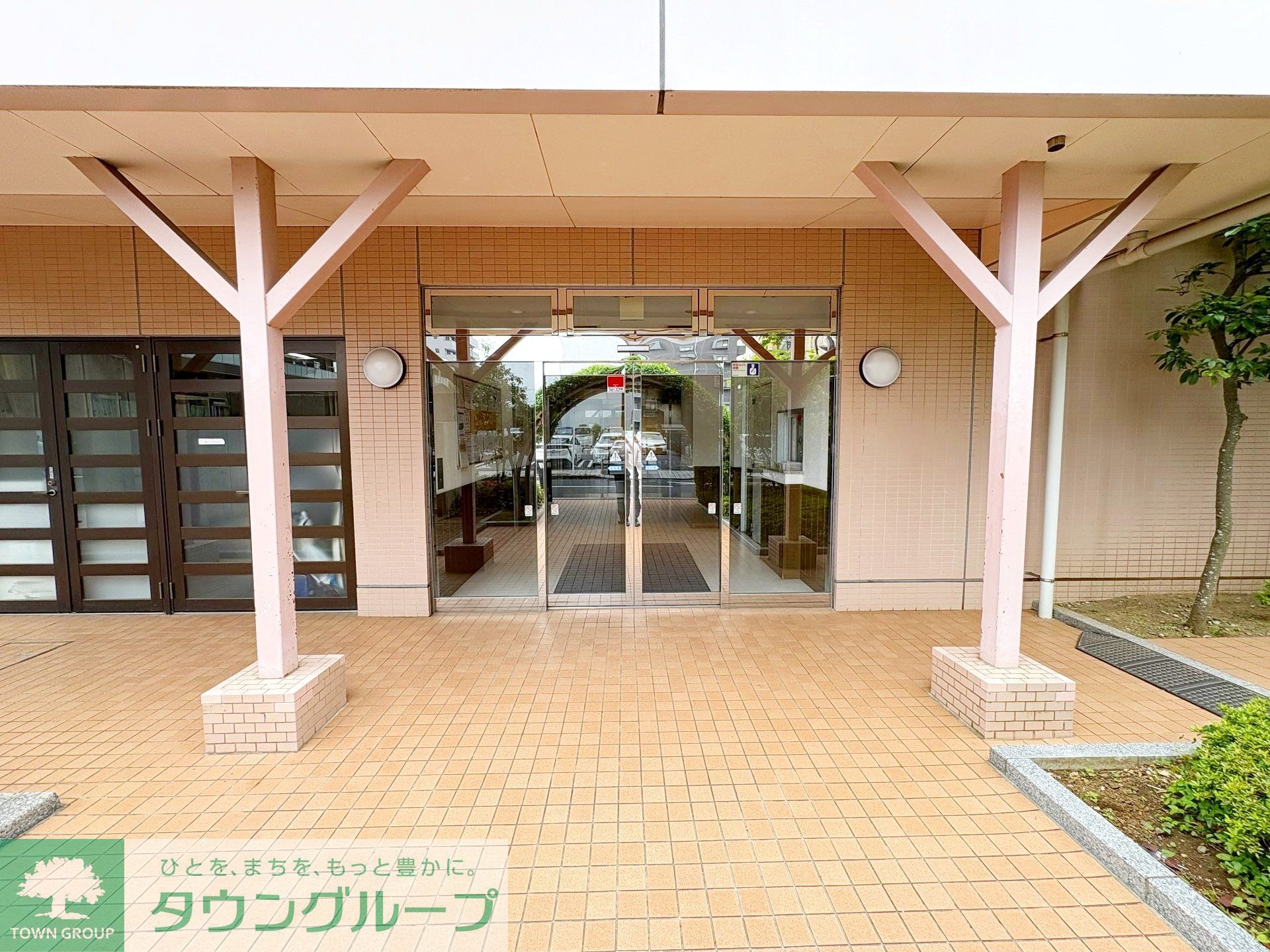 建物エントランス