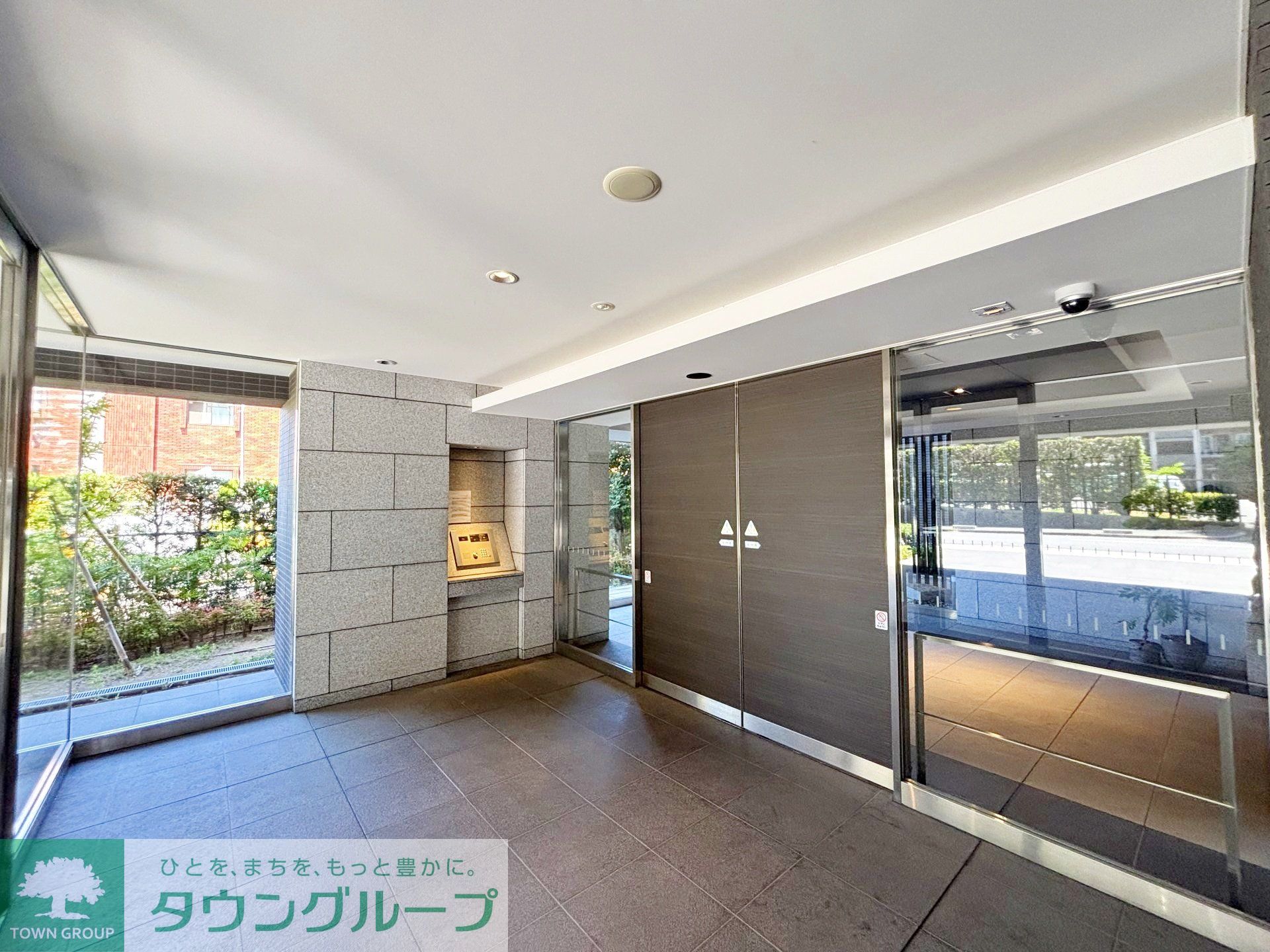 建物エントランス