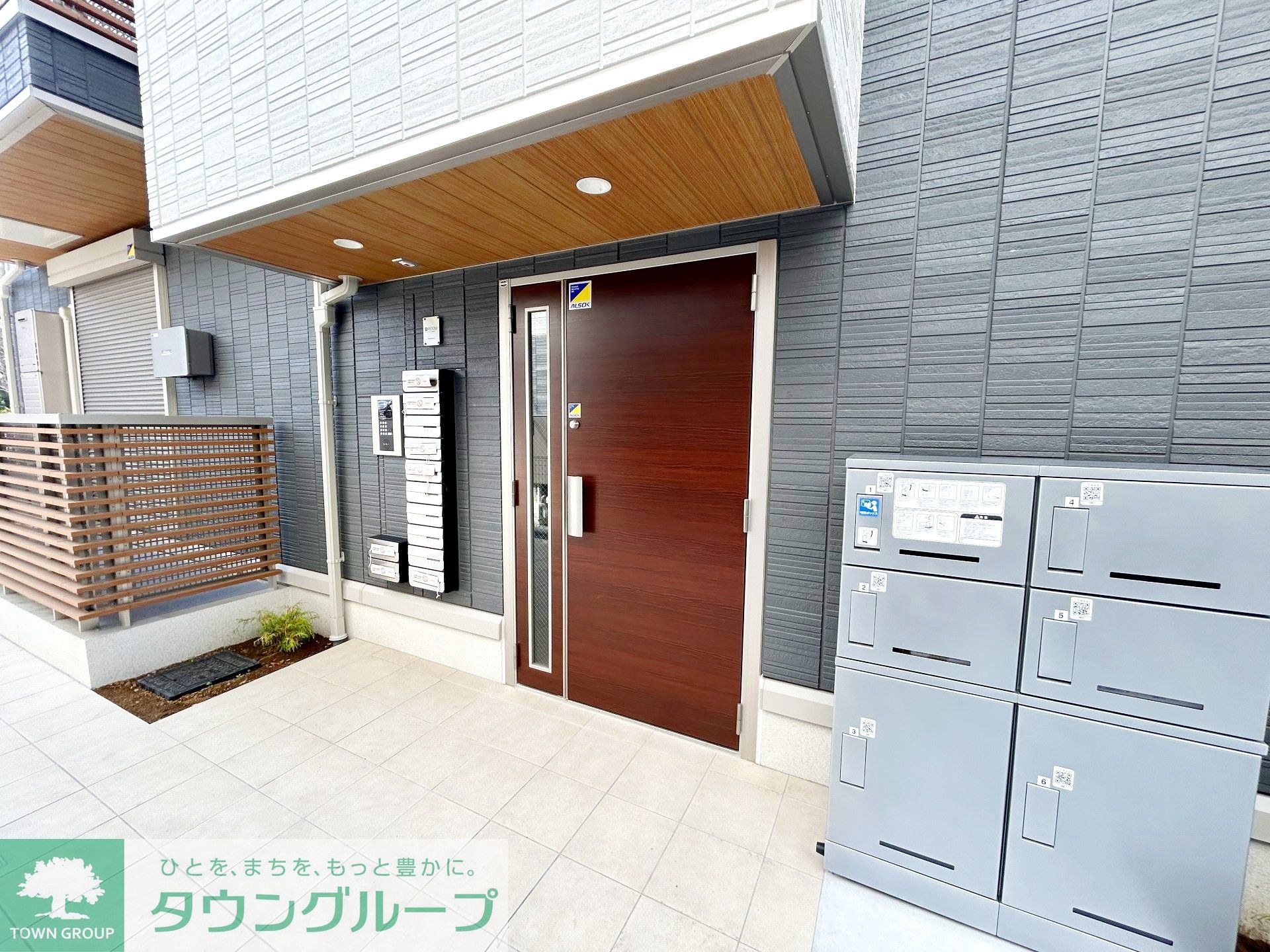 建物エントランス