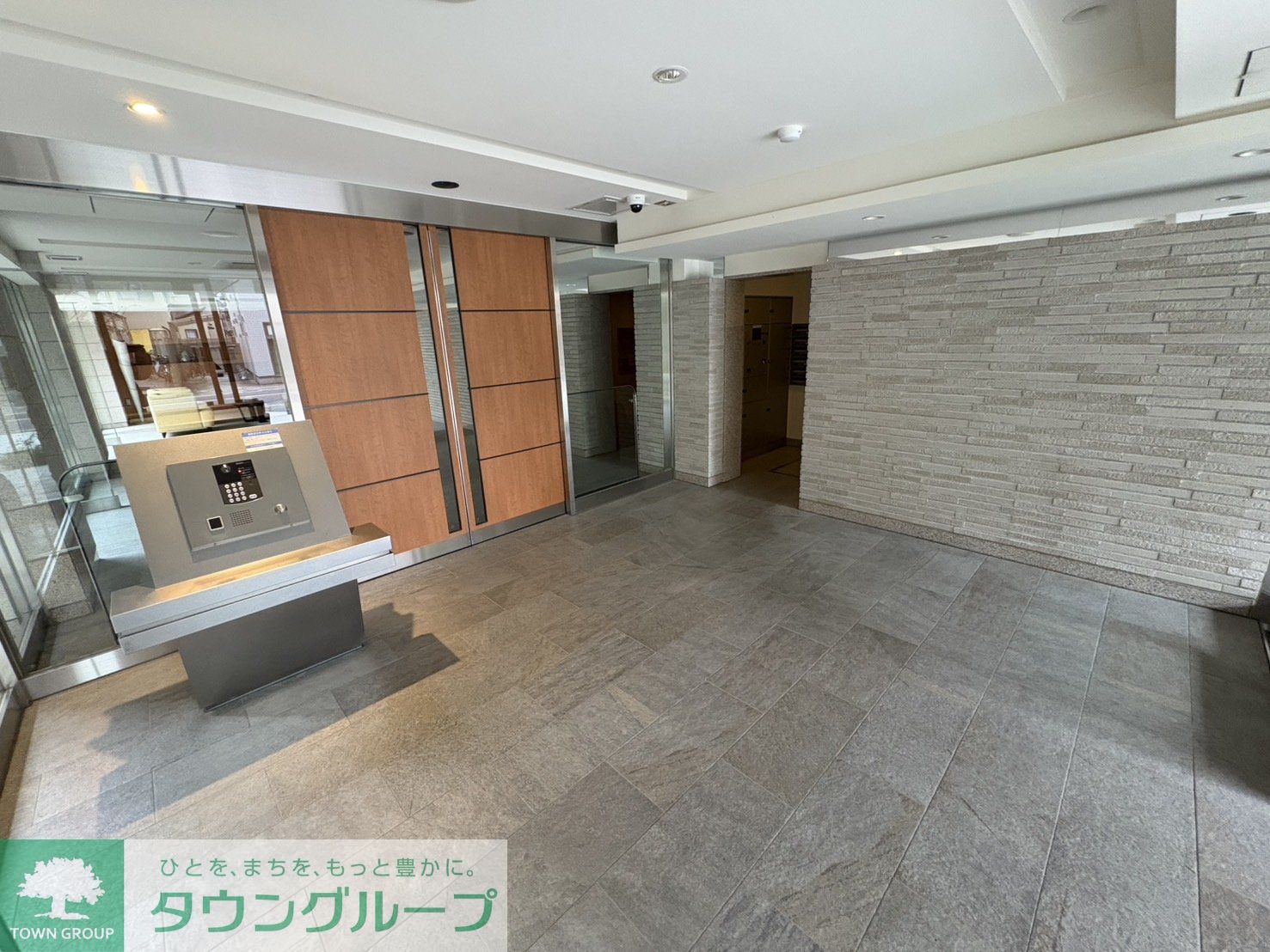 建物エントランス