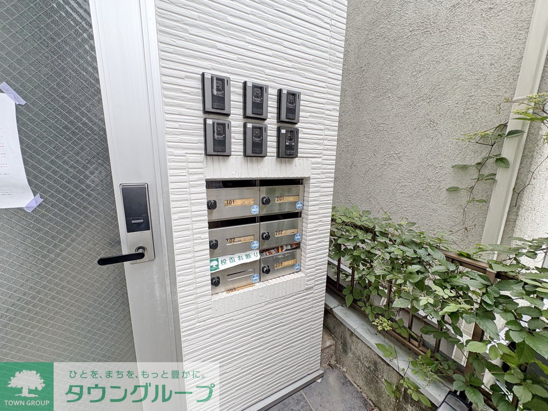 建物エントランス