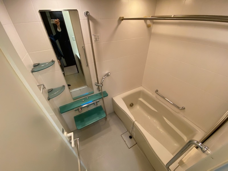 シャワールーム
