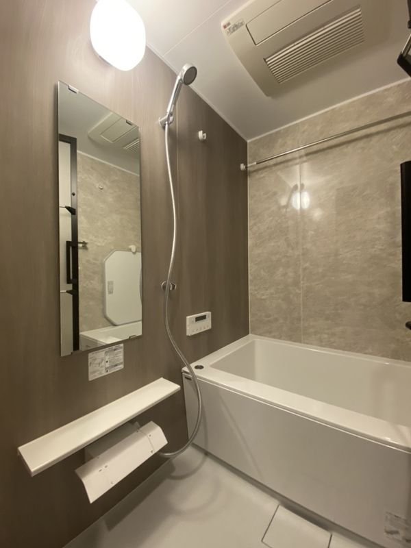 シャワールーム