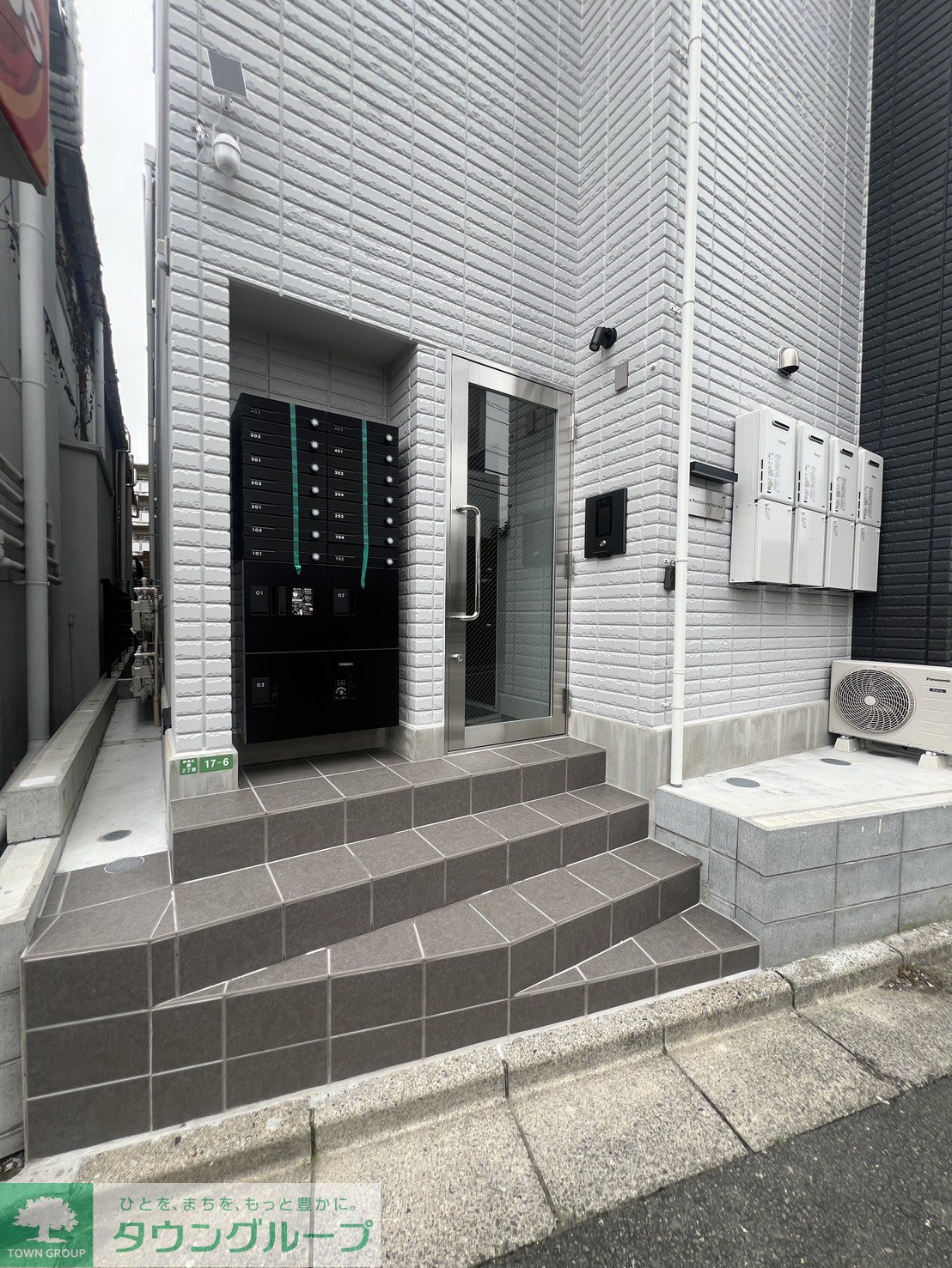 建物エントランス