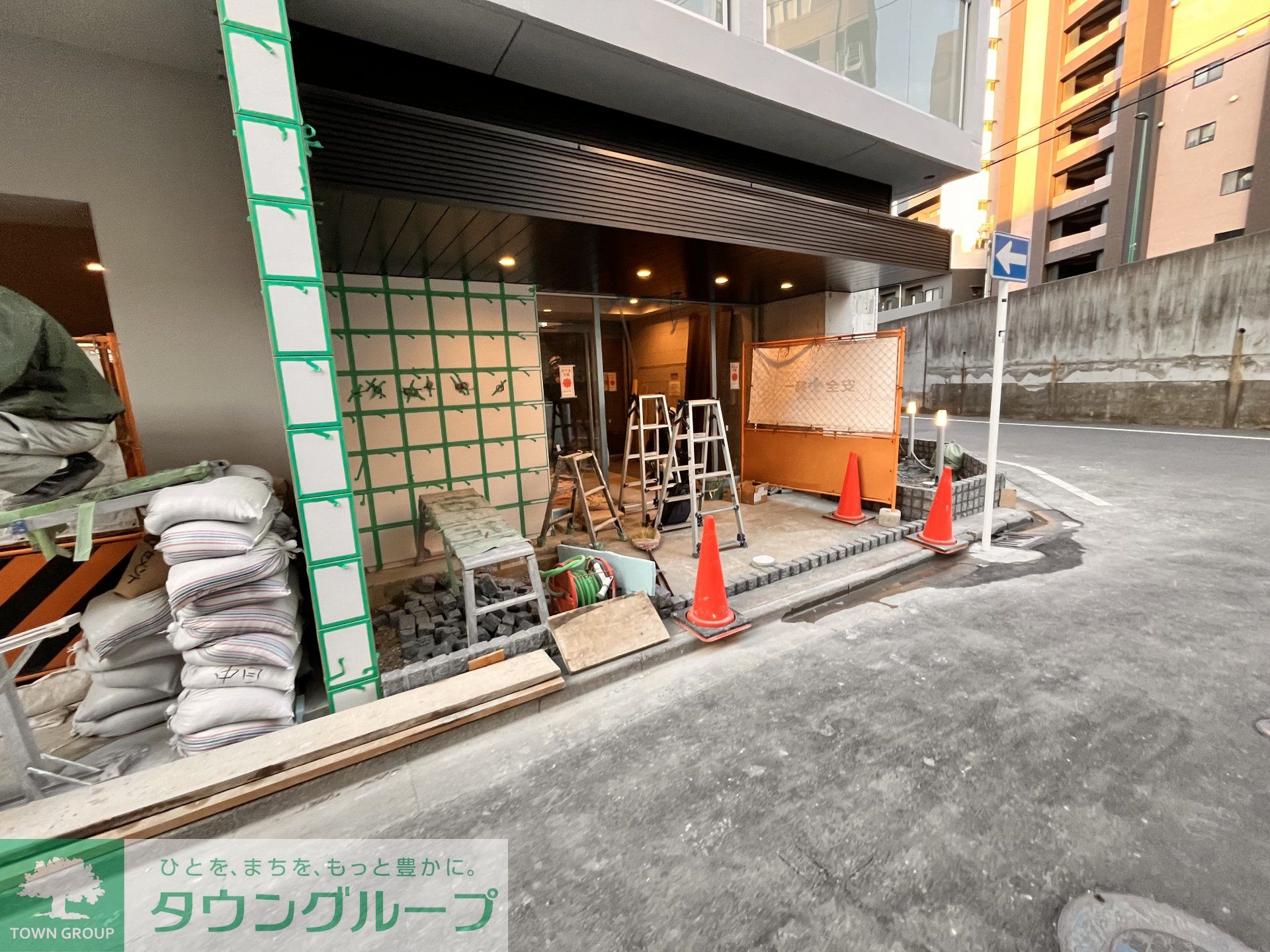 建物エントランス