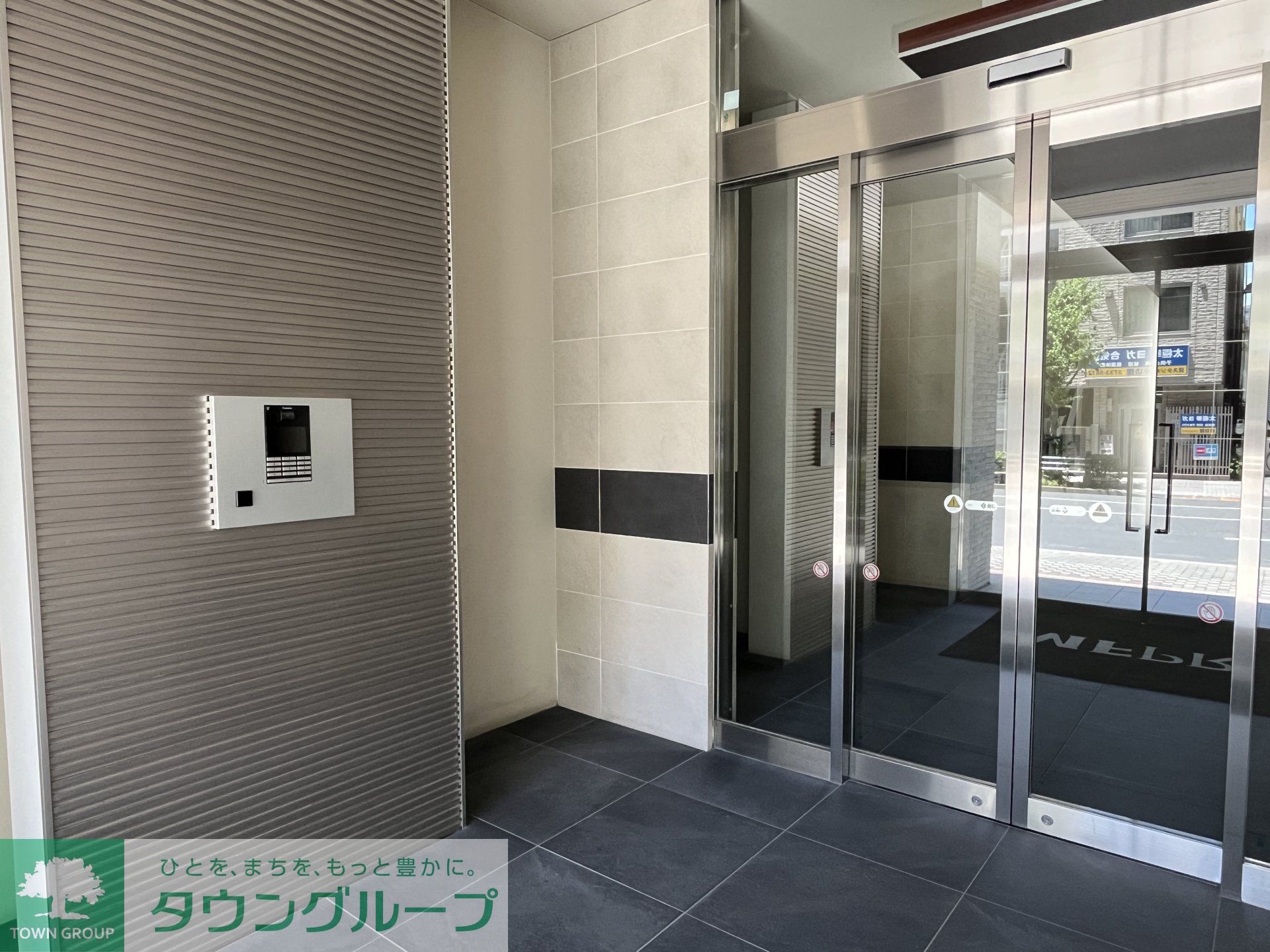 建物エントランス