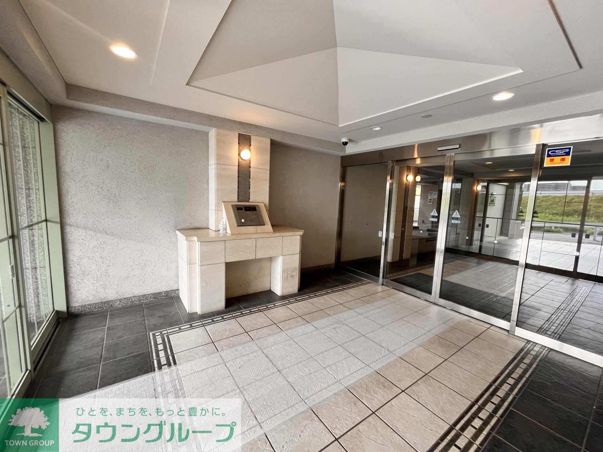 建物エントランス