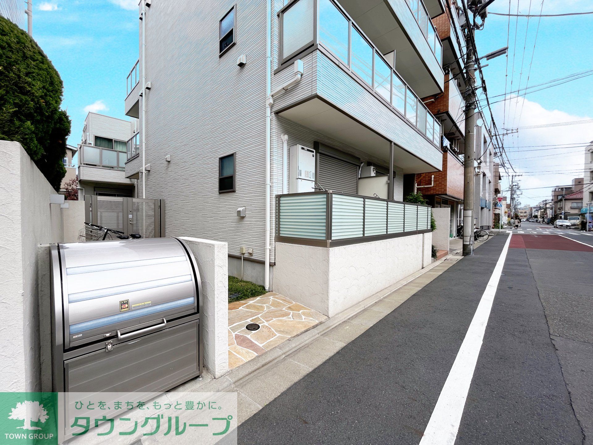 建物エントランス