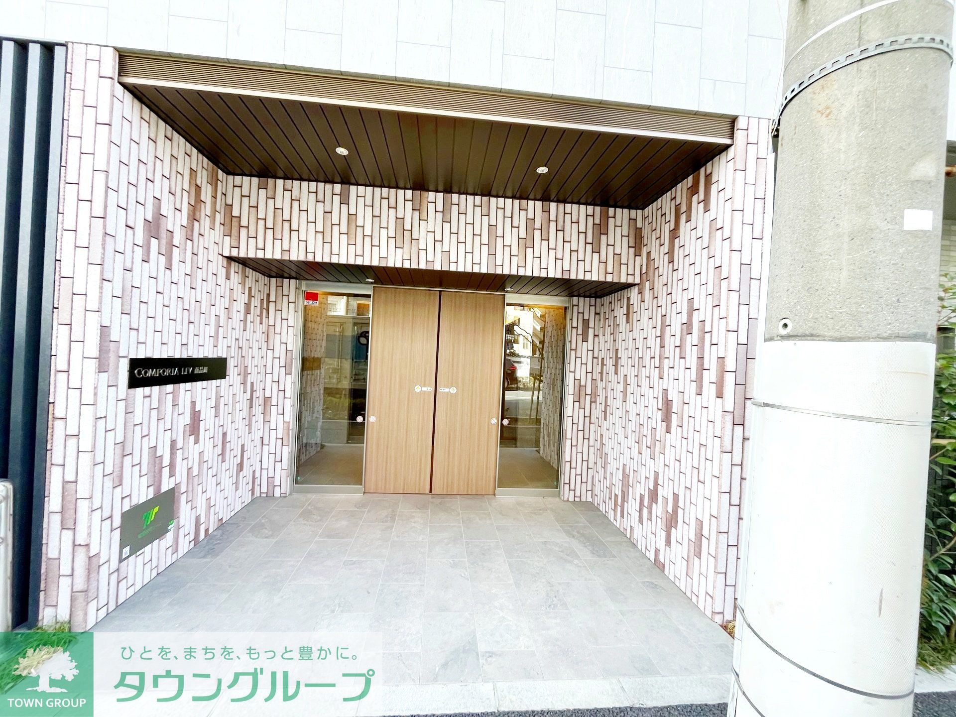 建物エントランス