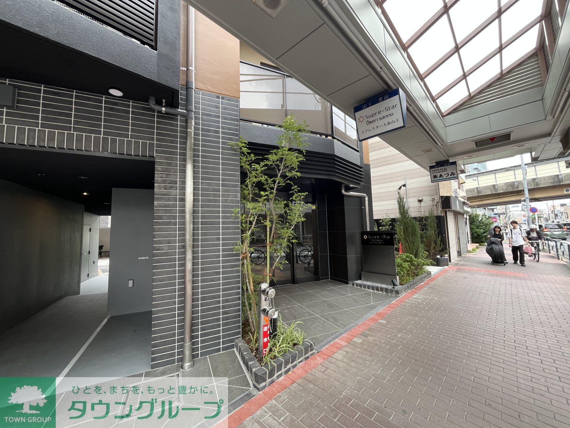 建物エントランス