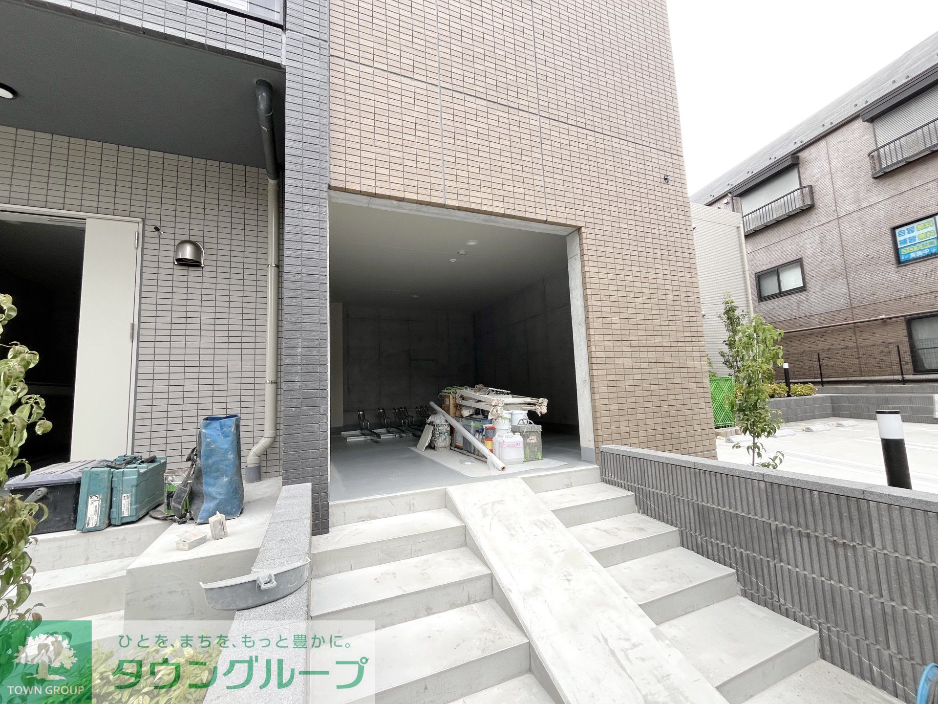 建物エントランス