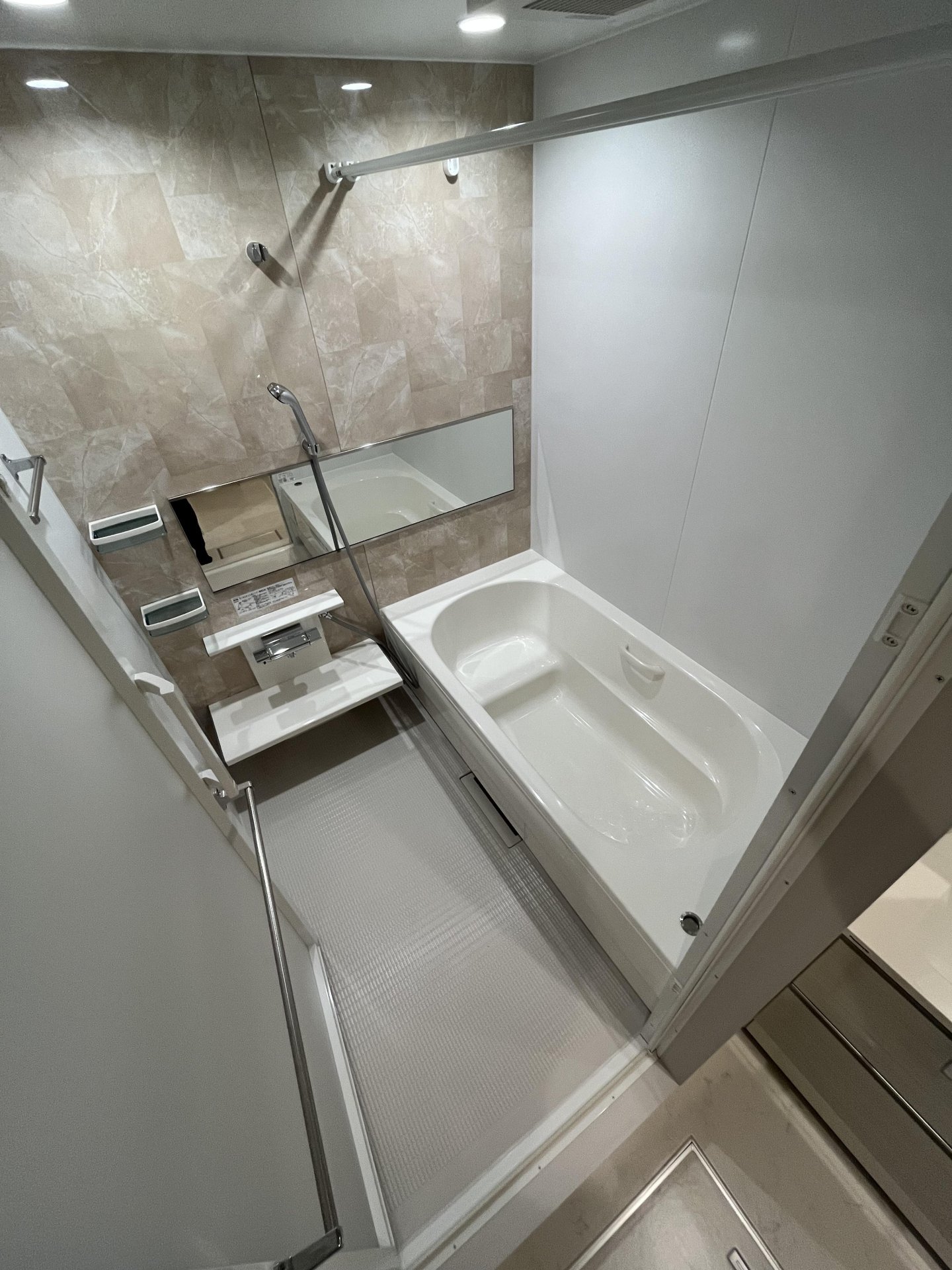 シャワールーム