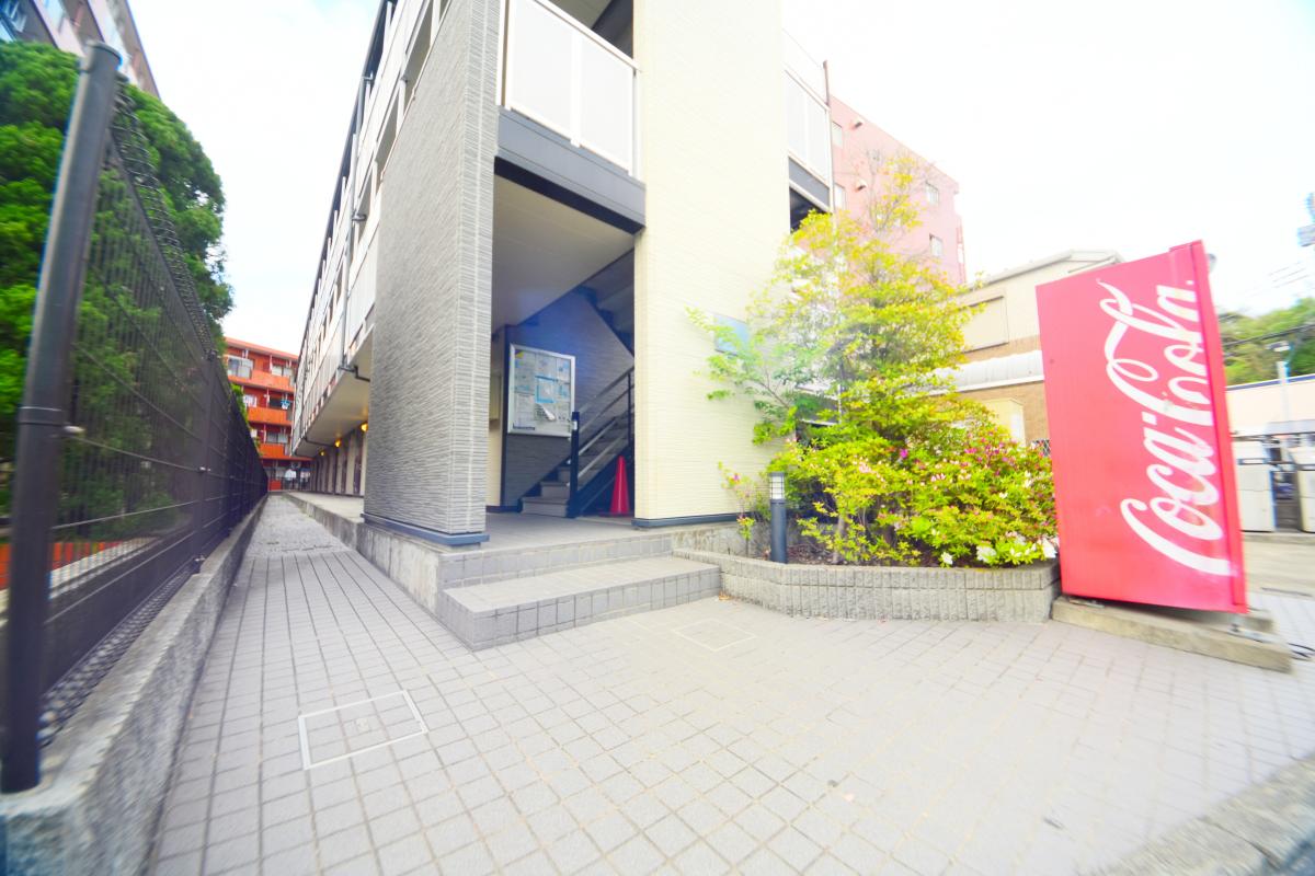 建物エントランス