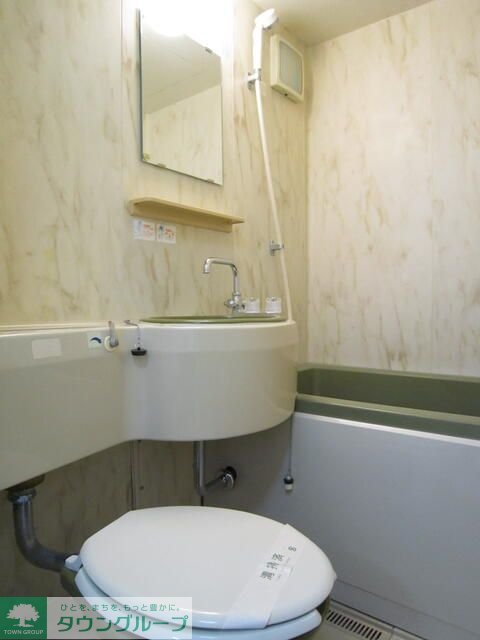 シャワールーム