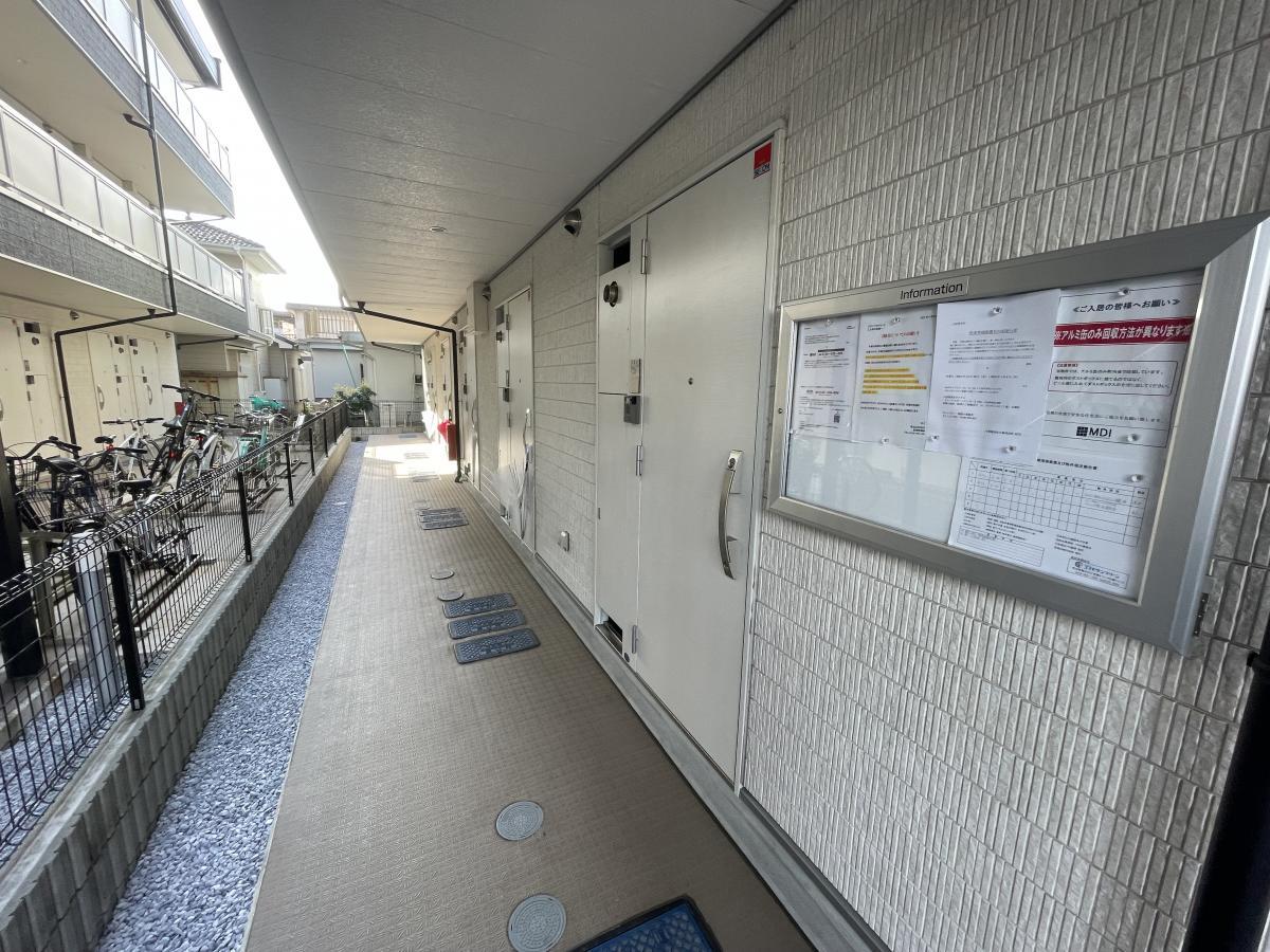 建物エントランス