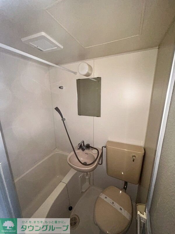 シャワールーム