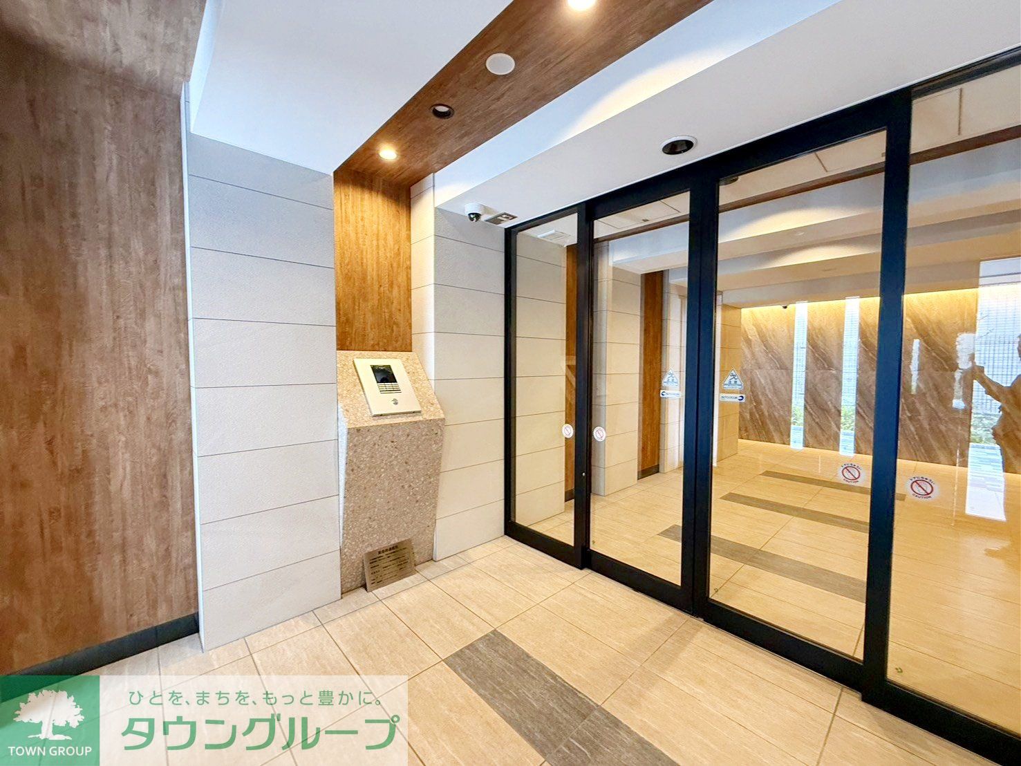 建物エントランス