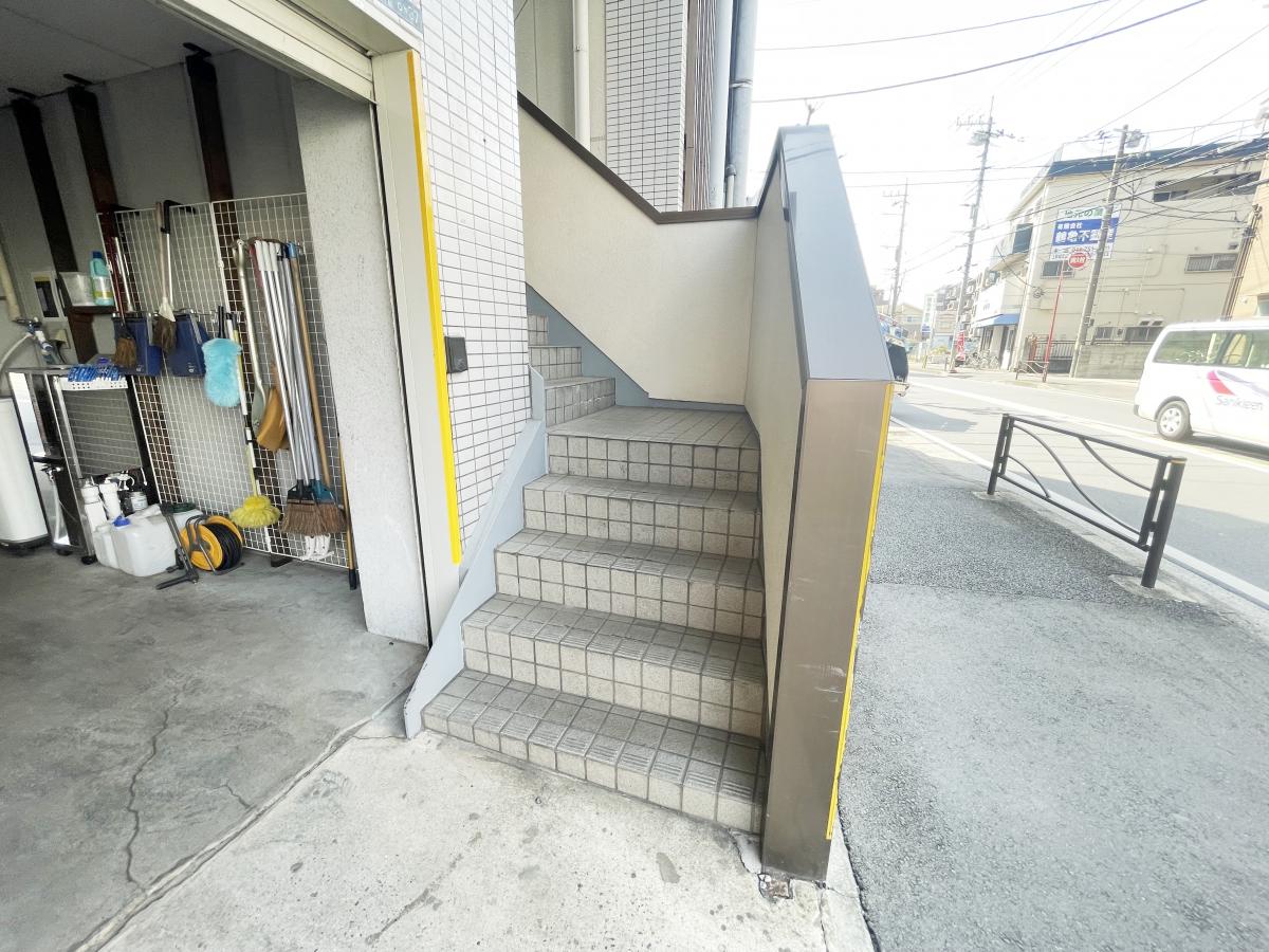 建物エントランス