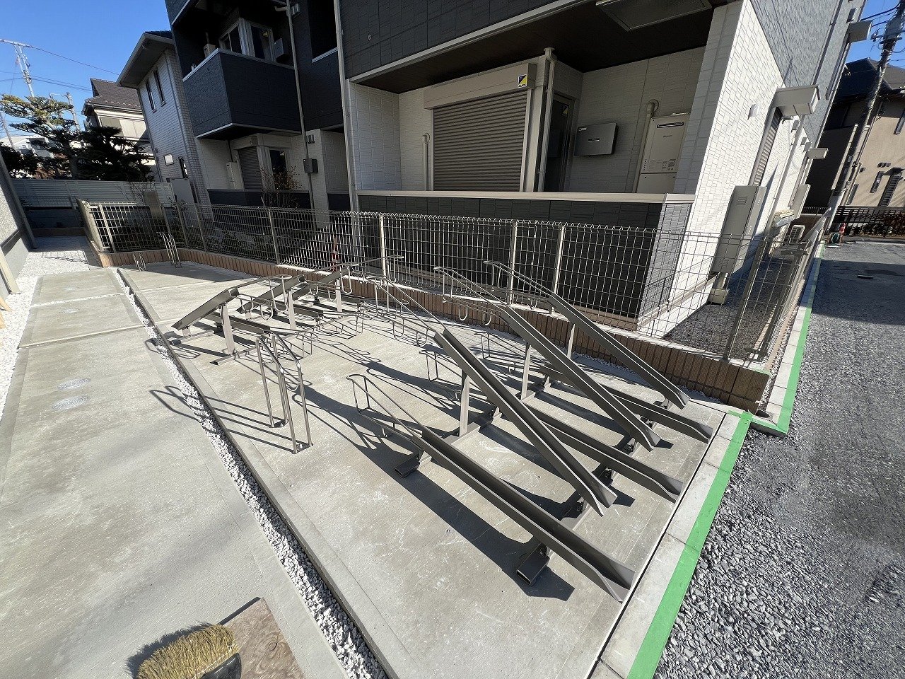 その他