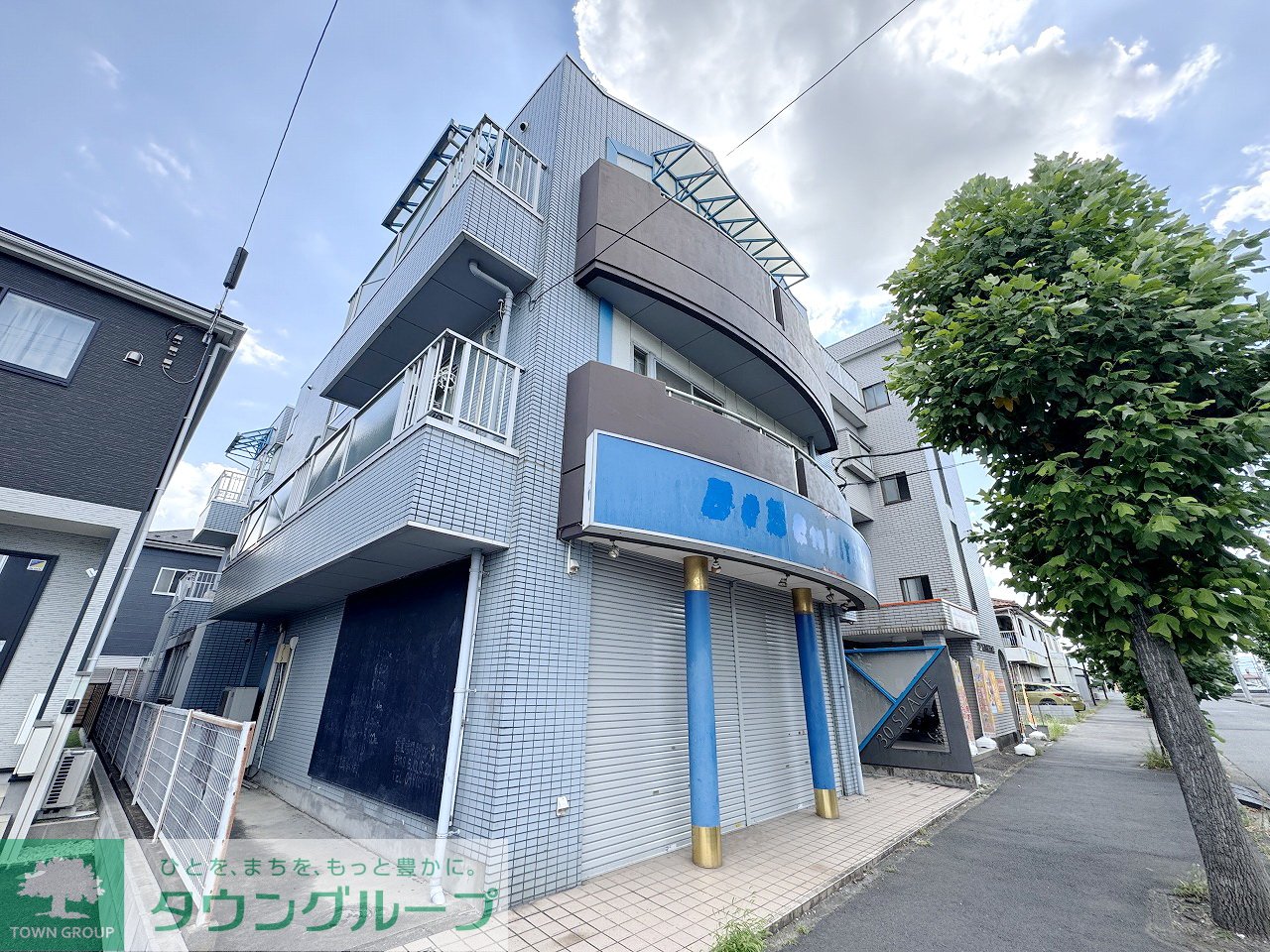 建物外観