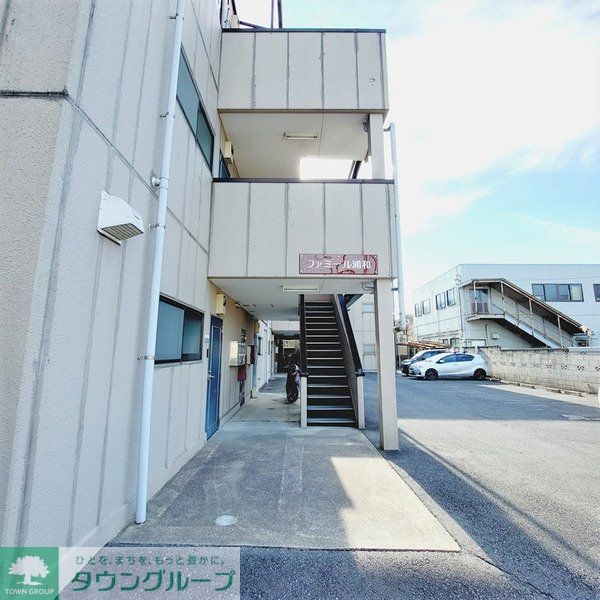 建物エントランス
