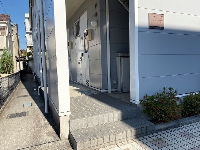 建物エントランス