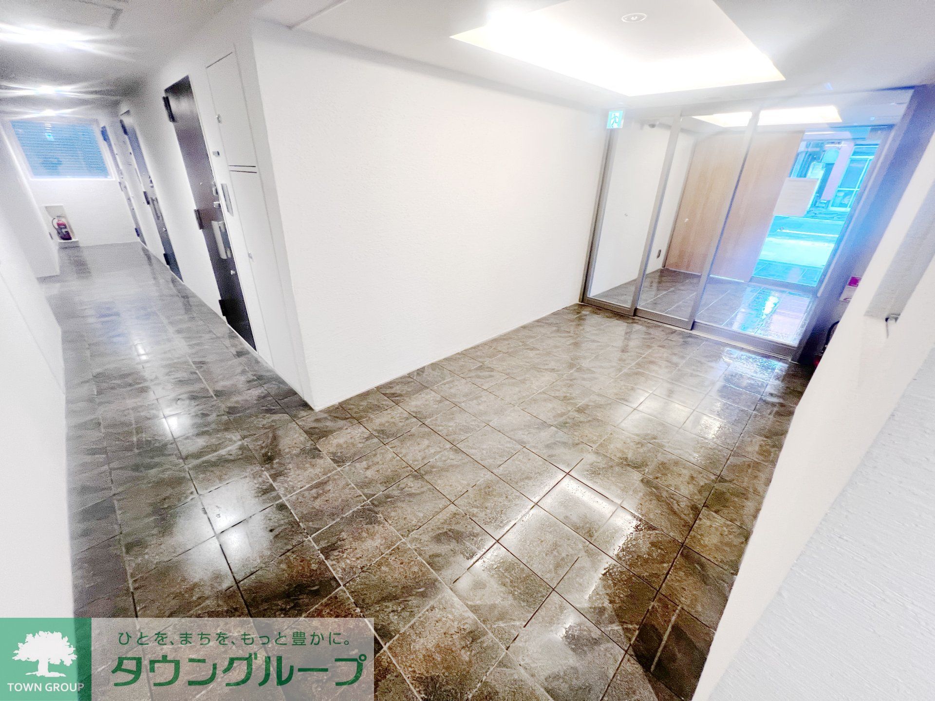 建物エントランス