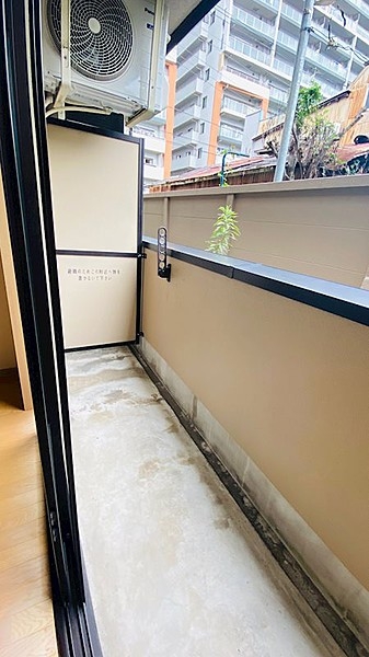 バルコニー