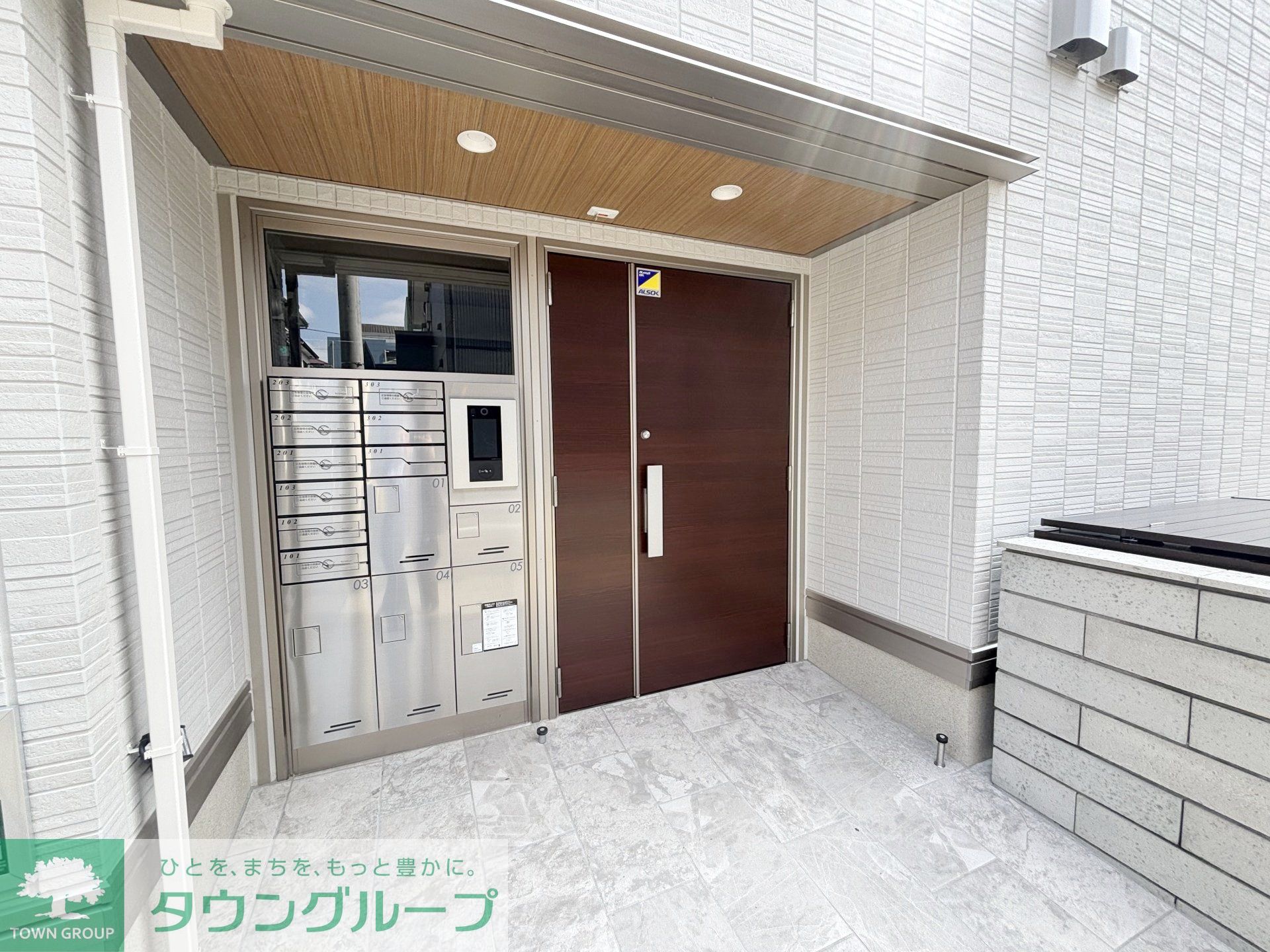 建物エントランス