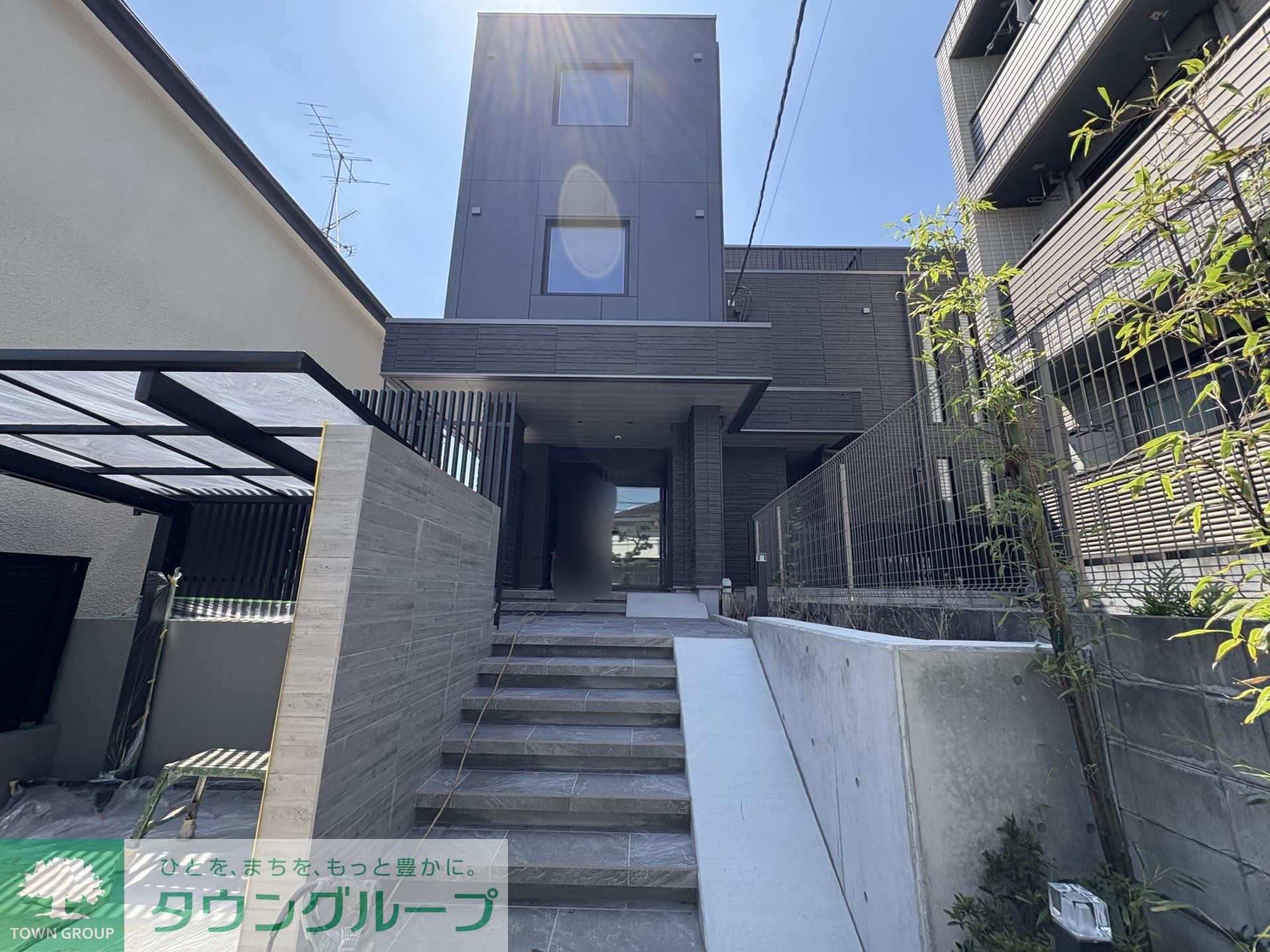 建物エントランス