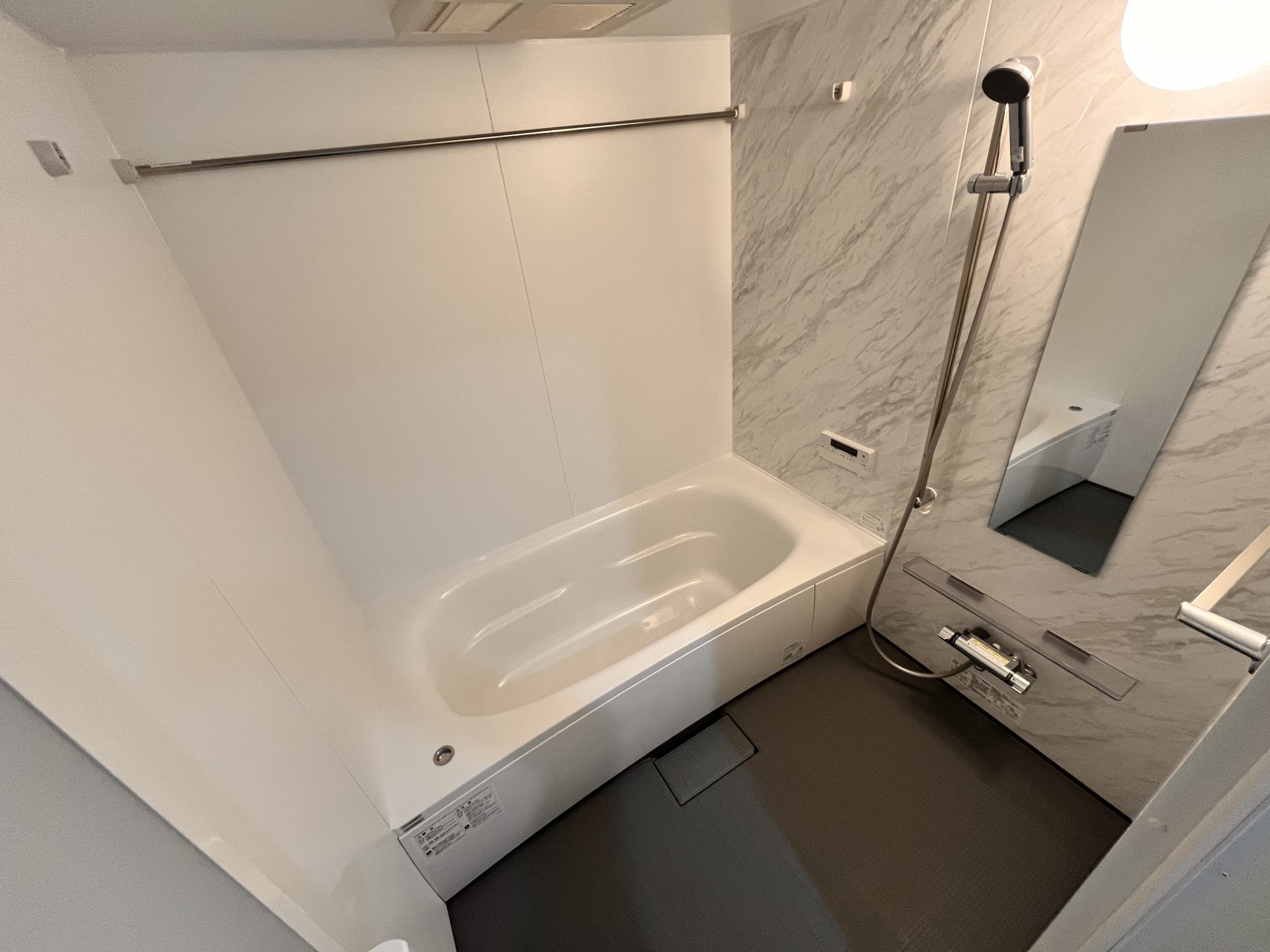 シャワールーム