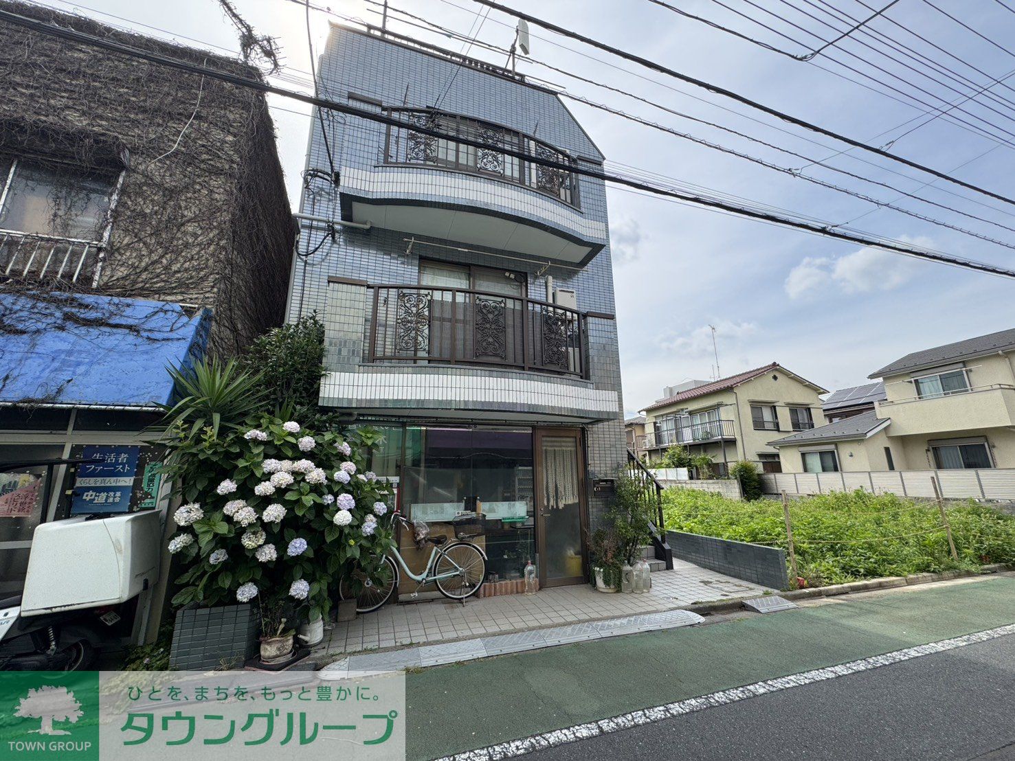 建物エントランス