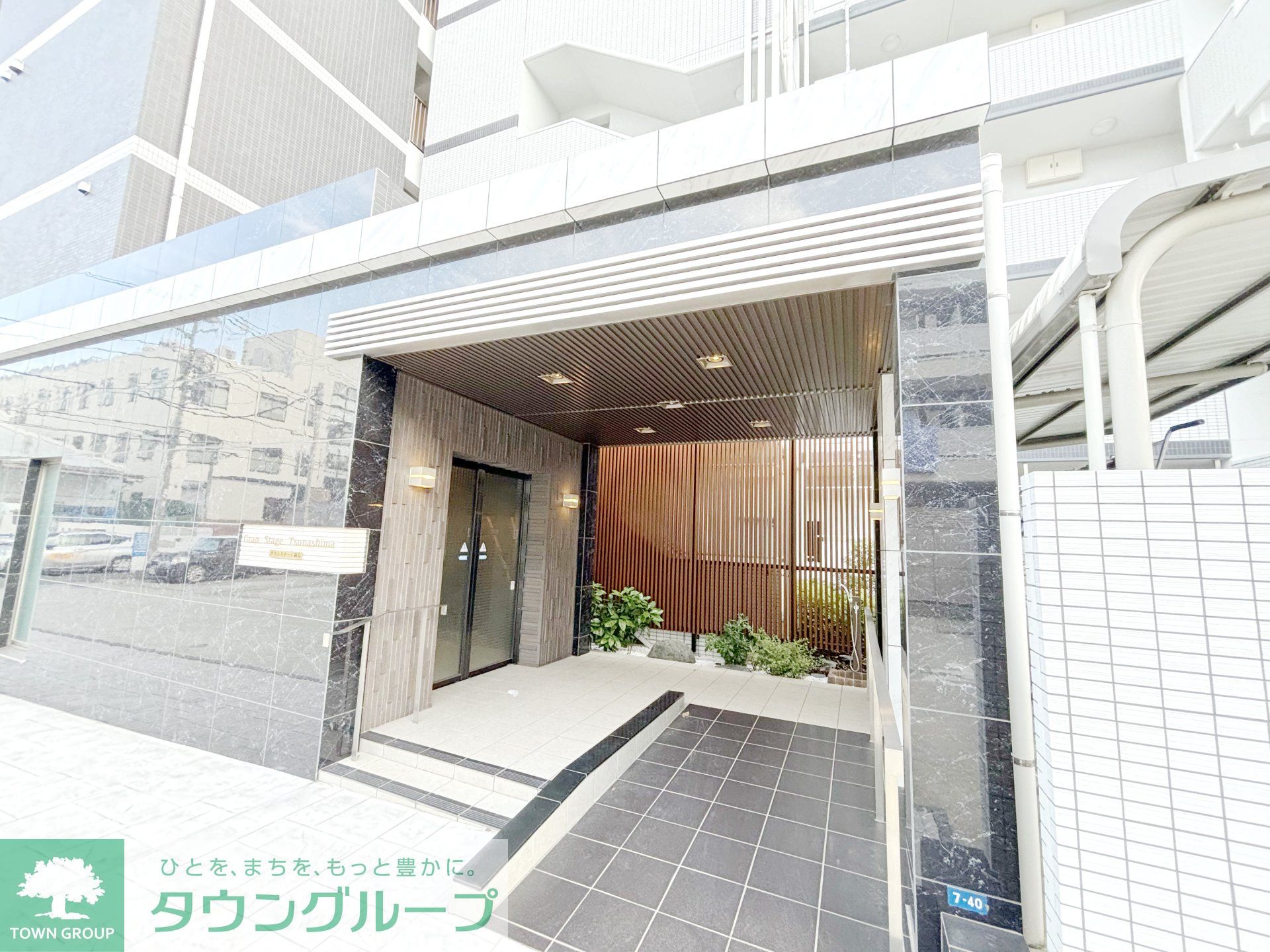 建物エントランス
