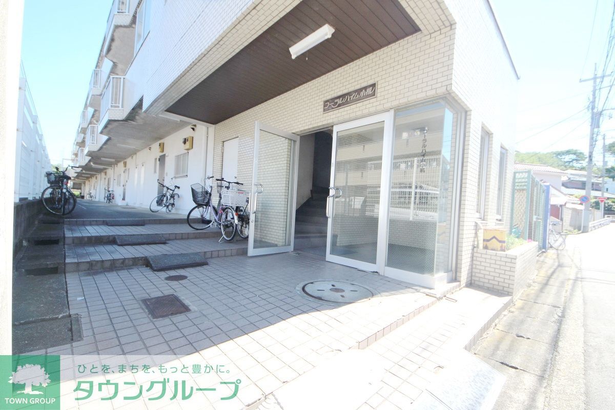建物エントランス