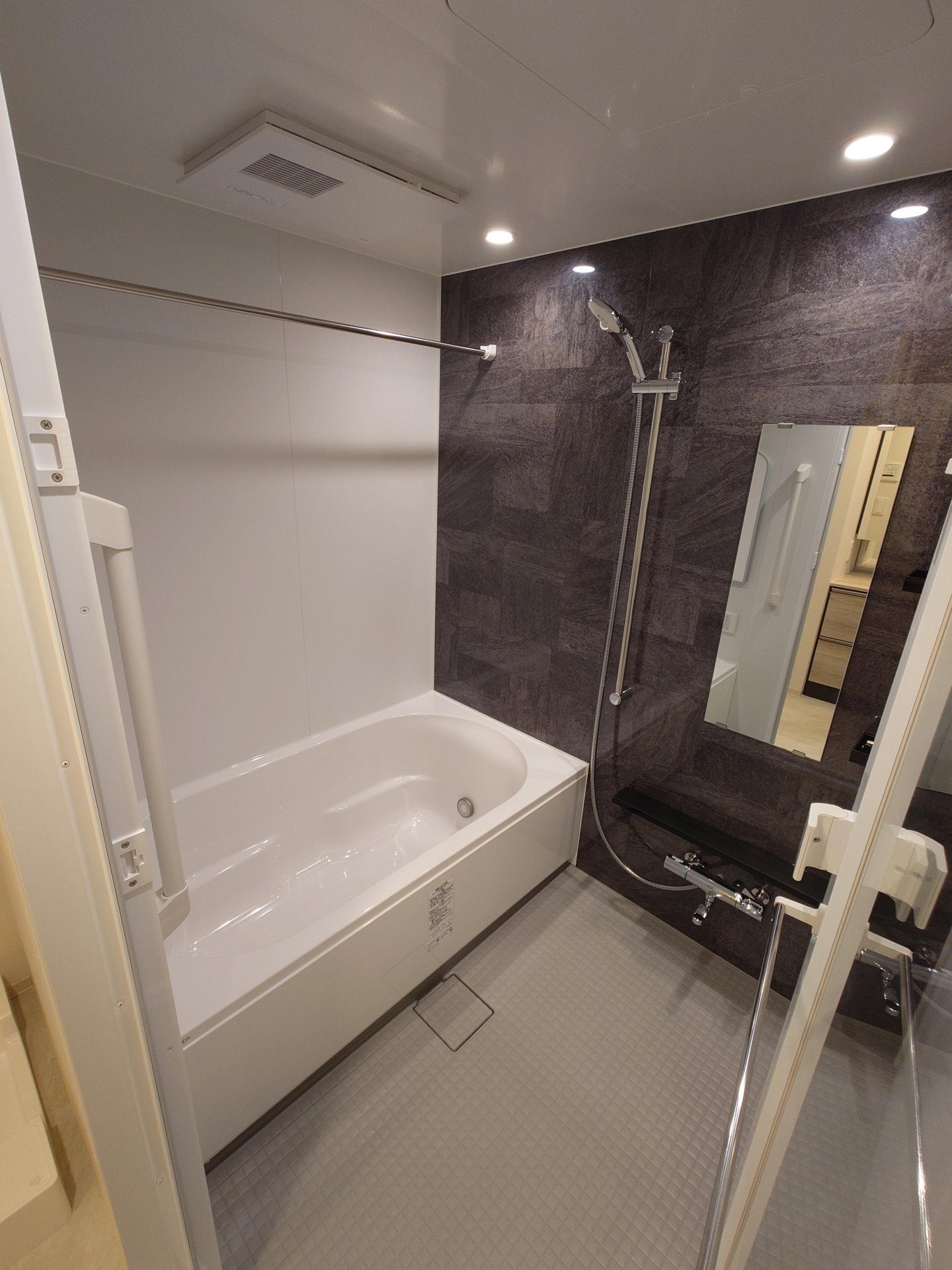 シャワールーム