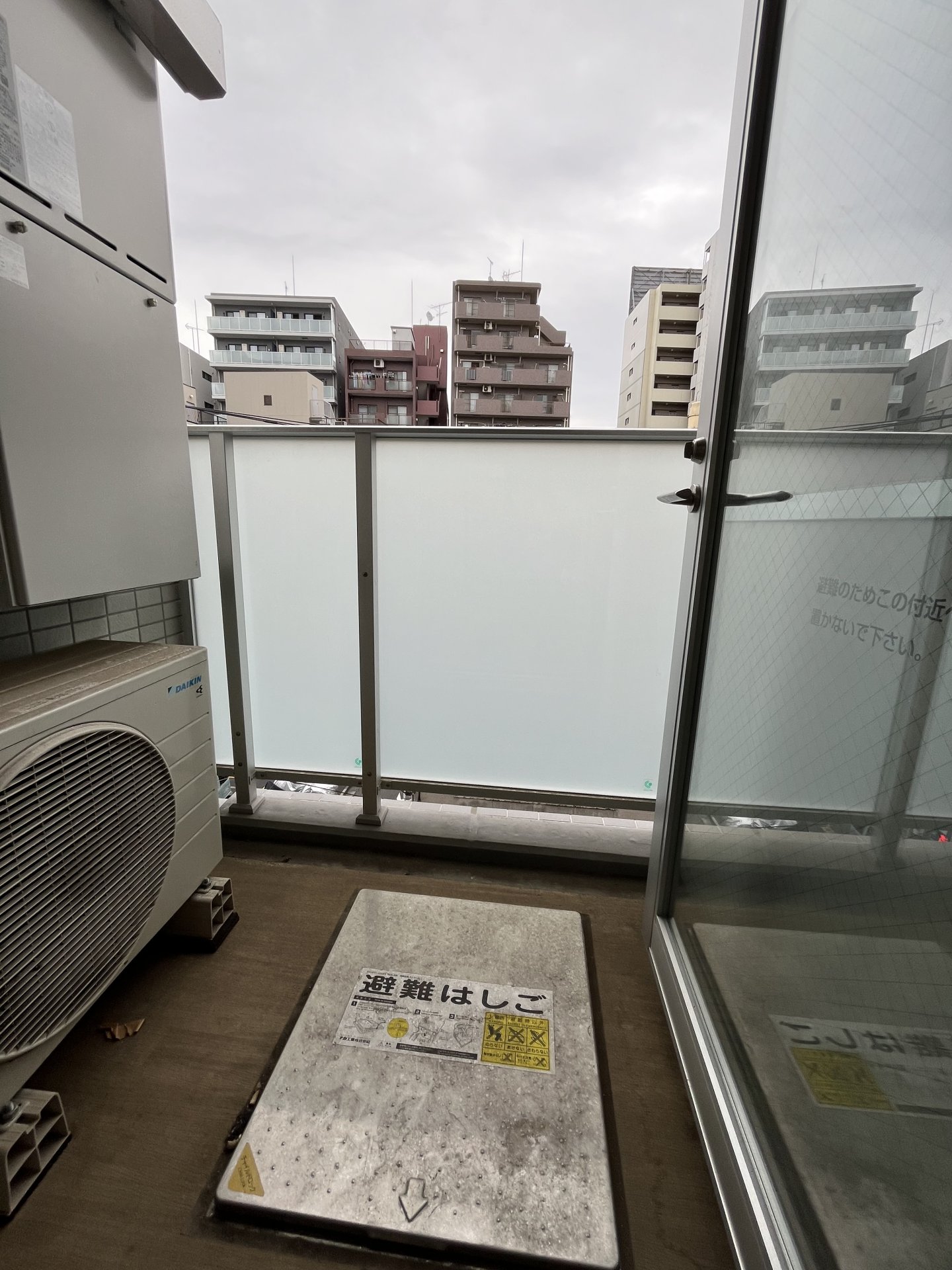 バルコニー
